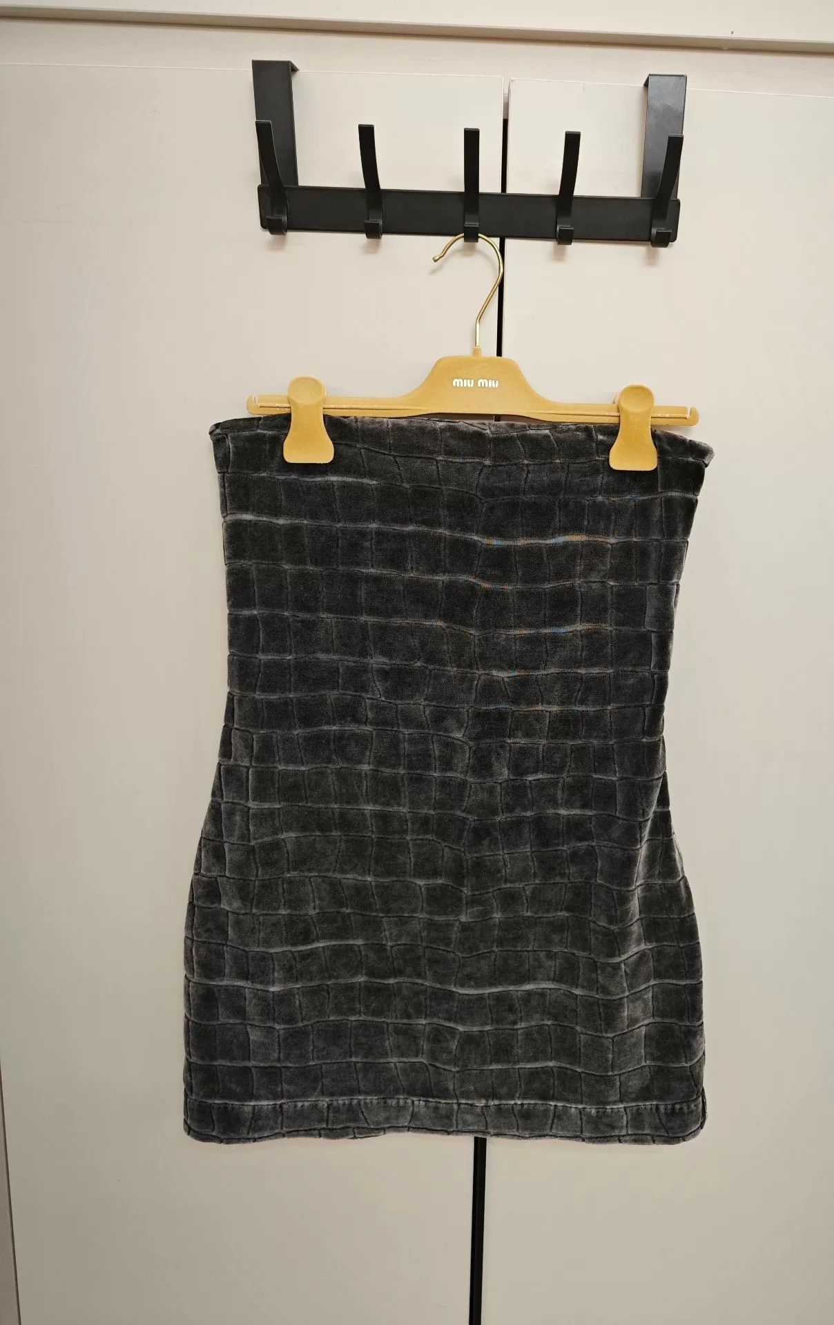 Japanese Brand Alexander Wang FW24 Croc Jacquard Velvet Mini Dress Size S / US 4 / IT 40 - 1 Thumbnail