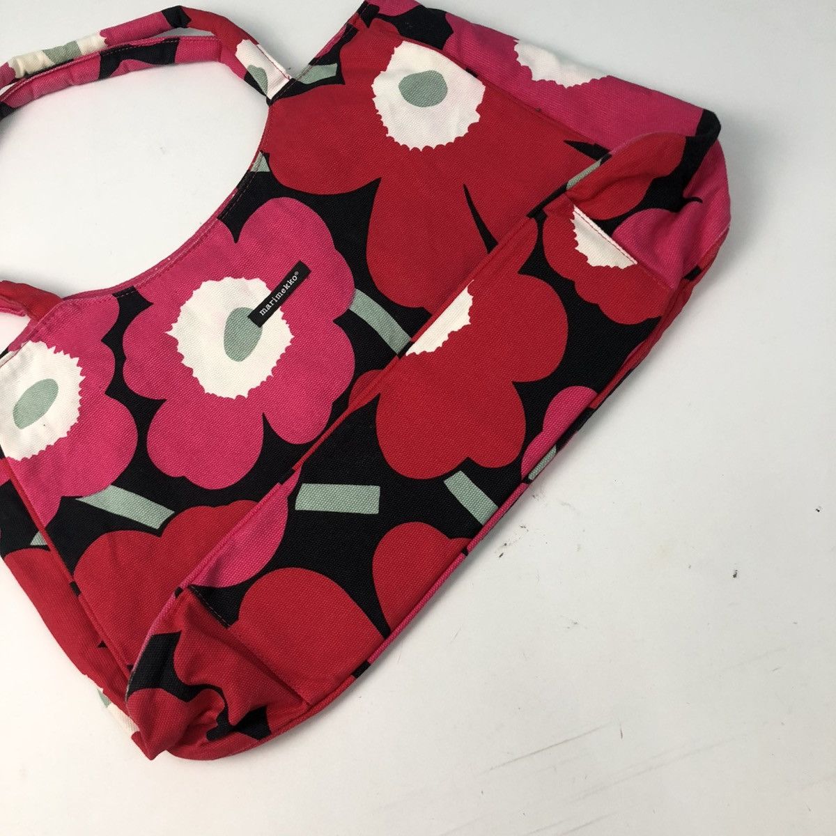 Marimekko ‼️YES‼️ MARIMEKKO BIG FLOWERS PRINTED CANVAS TOTE BAG Size ONE SIZE - 4 Thumbnail