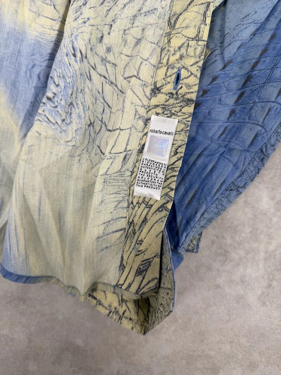 Just Cavalli SS2002 Cavalli Blue & Beige Crocodile Effect Shirt Size US L / EU 52-54 / 3 - 8 Thumbnail
