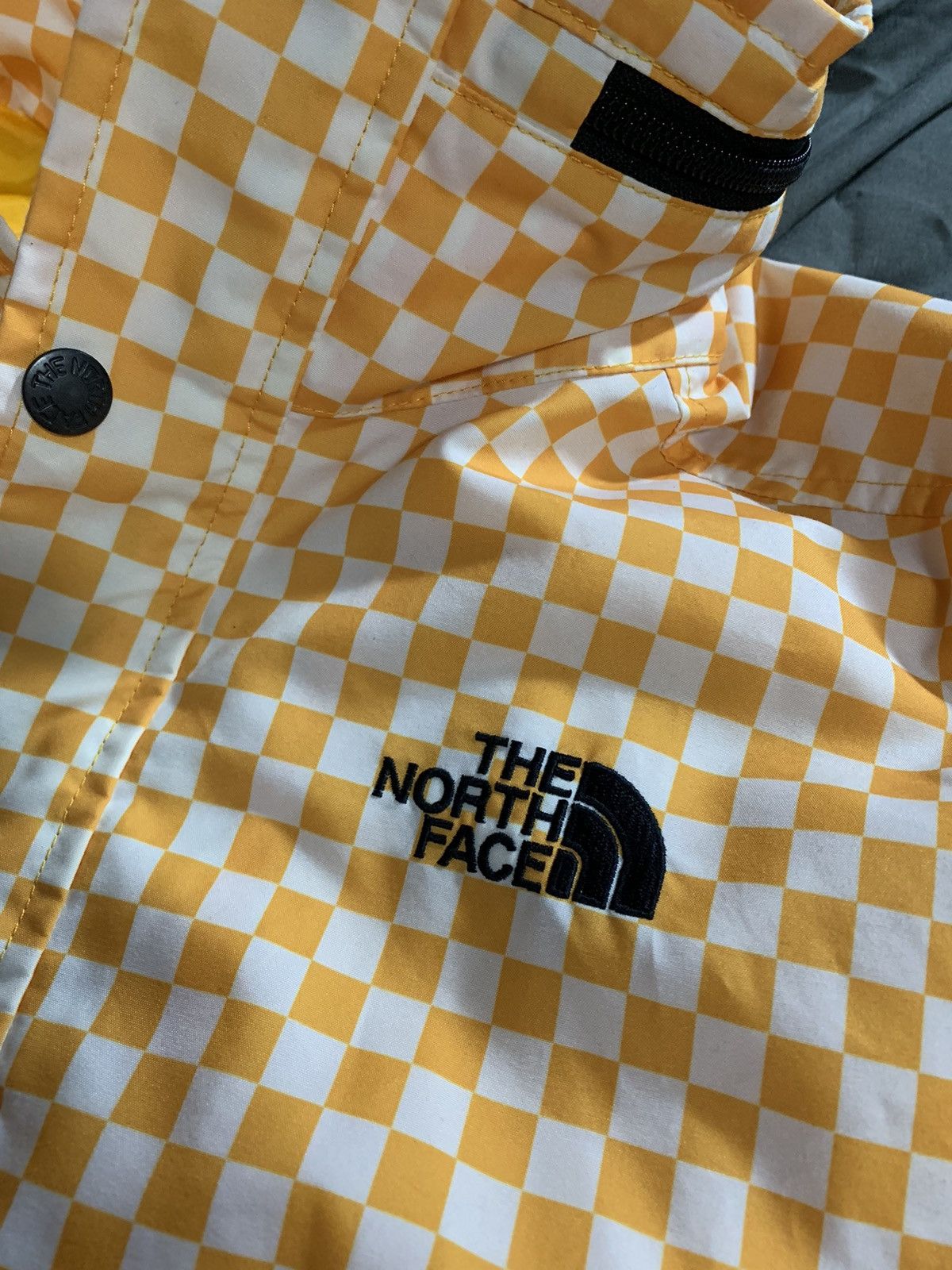 Supreme × The North Face Supreme TNF Checkered Pullover Jacket (2011) Size US M / EU 48-50 / 2 - 2 Thumbnail