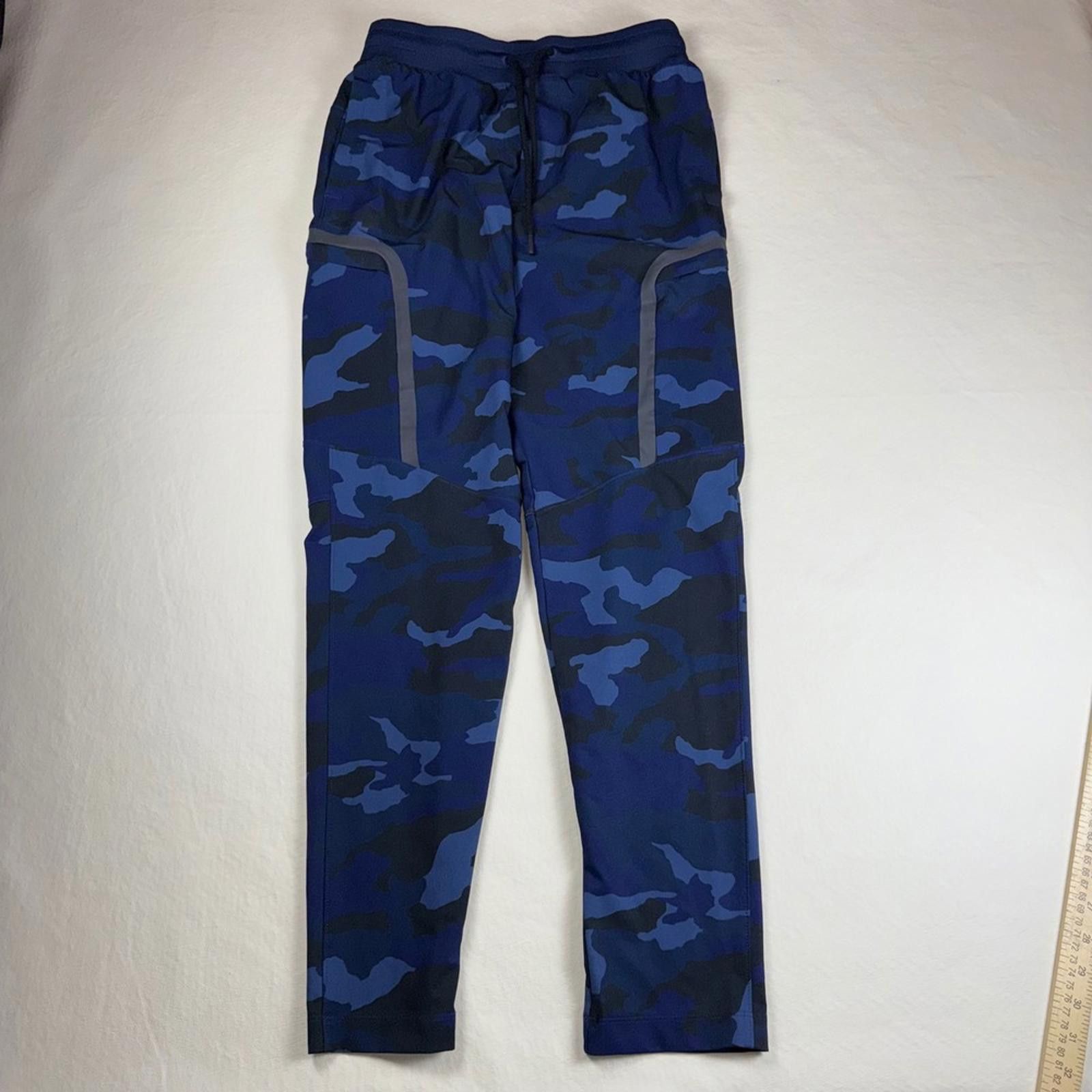 Under Armour Under Armour Blue Camo Cargo Joggers Reflective Athletic M Size US 32 / EU 48 - 2 Thumbnail