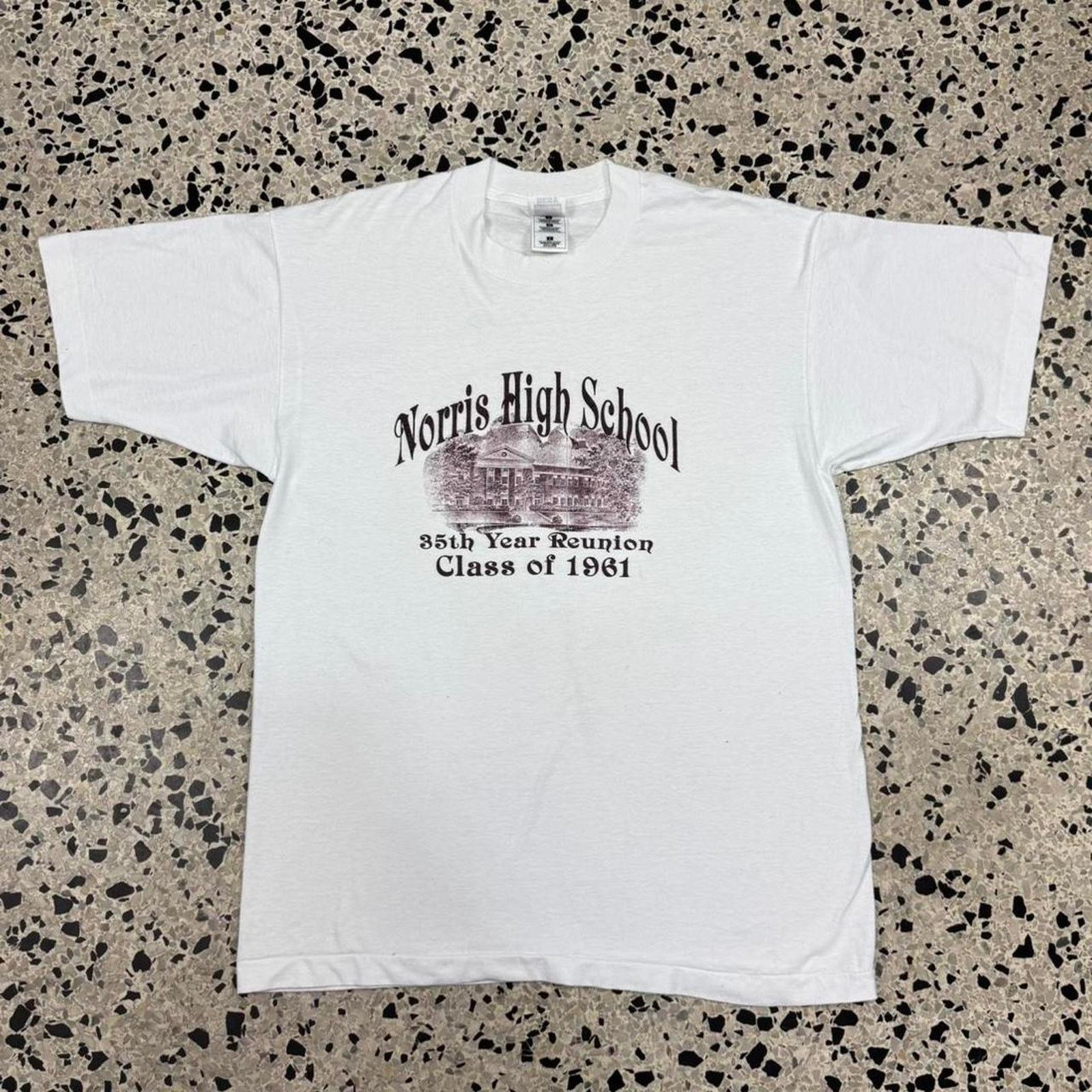 Vintage VINTAGE 90S SINGLE STITCH NORRIS HIGHSCHOOL CLASS 1961 TEE: Size US L / EU 52-54 / 3 - 1 Thumbnail