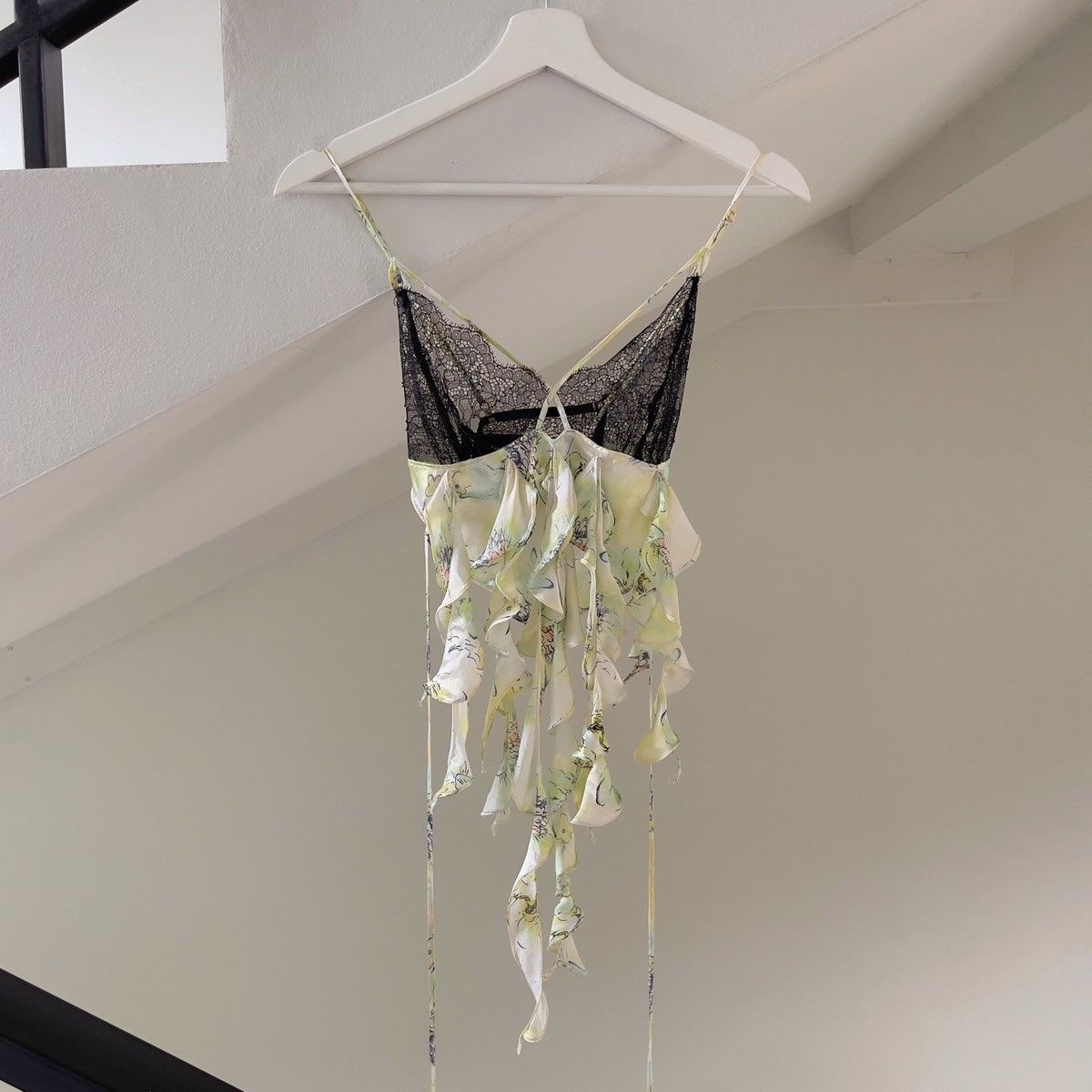 Handmade Romantic Green Floral Ruffled Silk & Lace Camisole (XS–S) Size S / US 4 / IT 40 - 5 Thumbnail