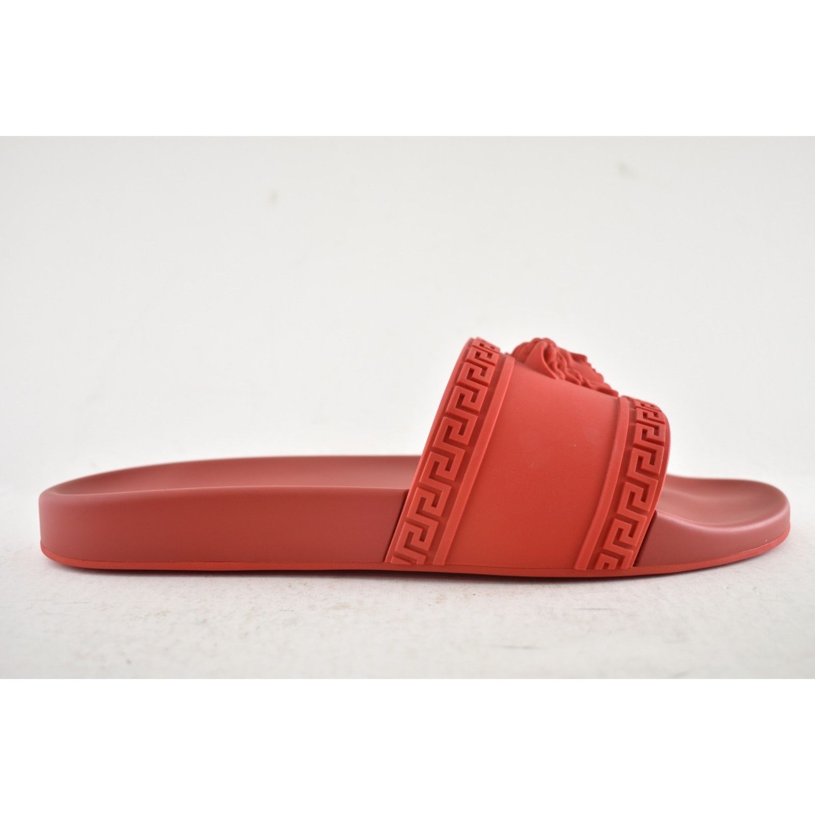 Versace Versace Medusa Palazzo Red Rubber Slide Pool Sandal 44 11 Size US 11 / EU 44 - 2 Thumbnail