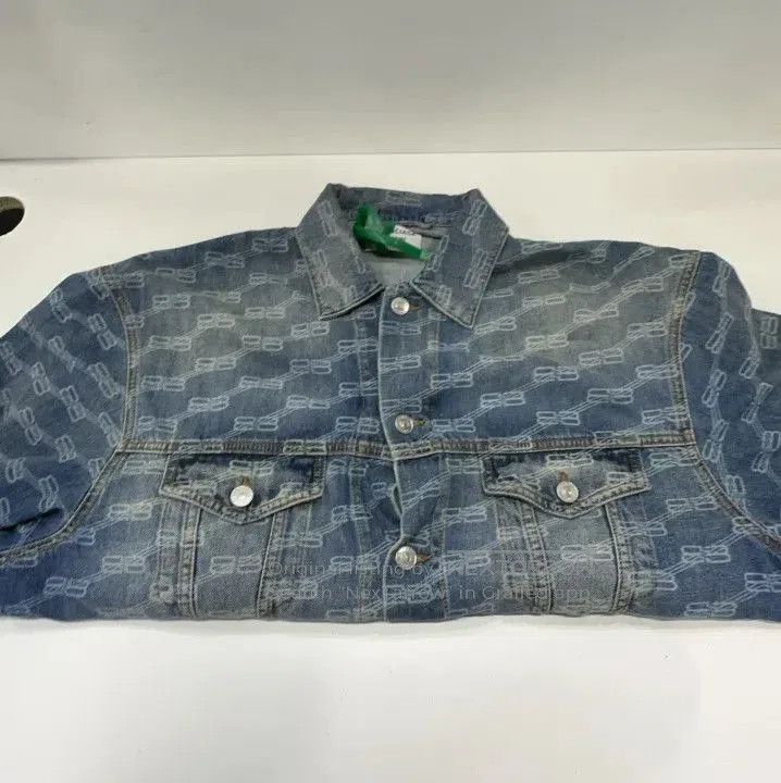 Balenciaga Balenciaga Denim Logo Button-Up Jacket. Size US S / EU 44-46 / 1 - 4 Thumbnail