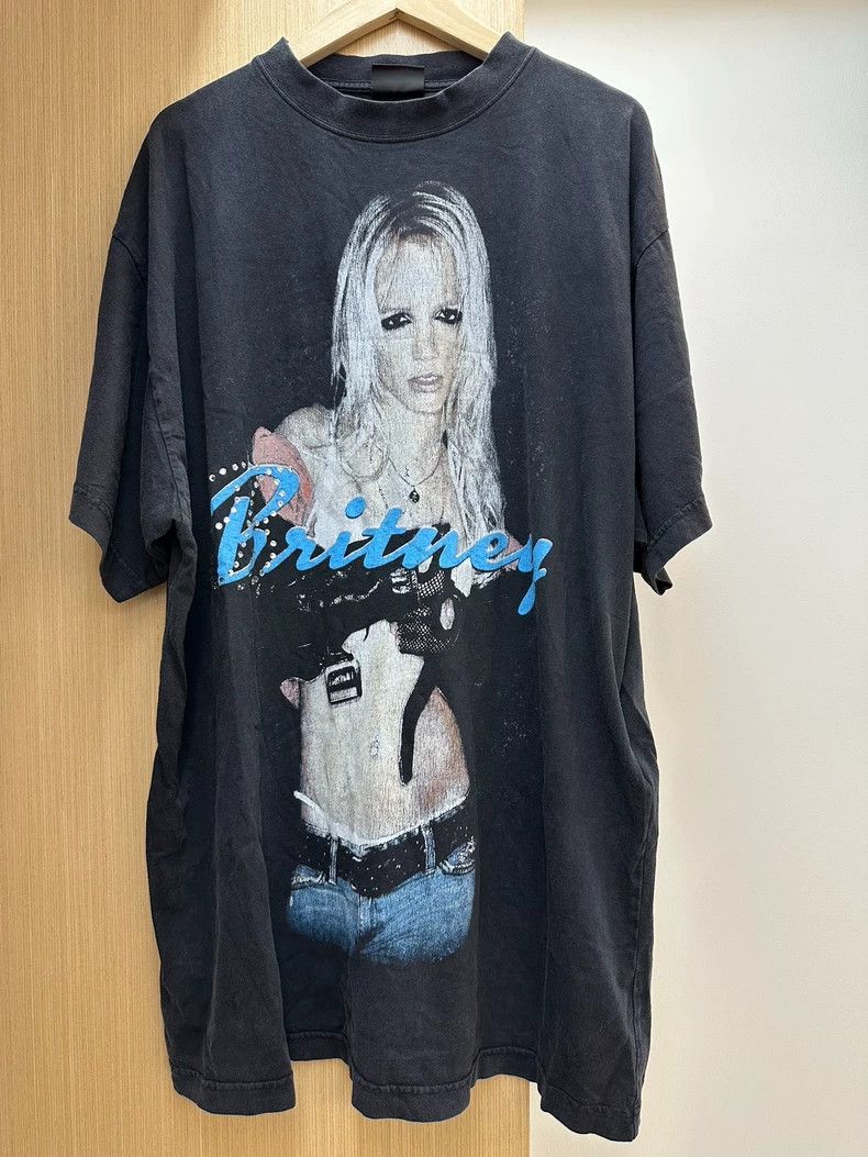 Balenciaga Balenciaga Distressed Short-Sleeve T-Shirt Size US XS / EU 42 / 0 - 1 Thumbnail