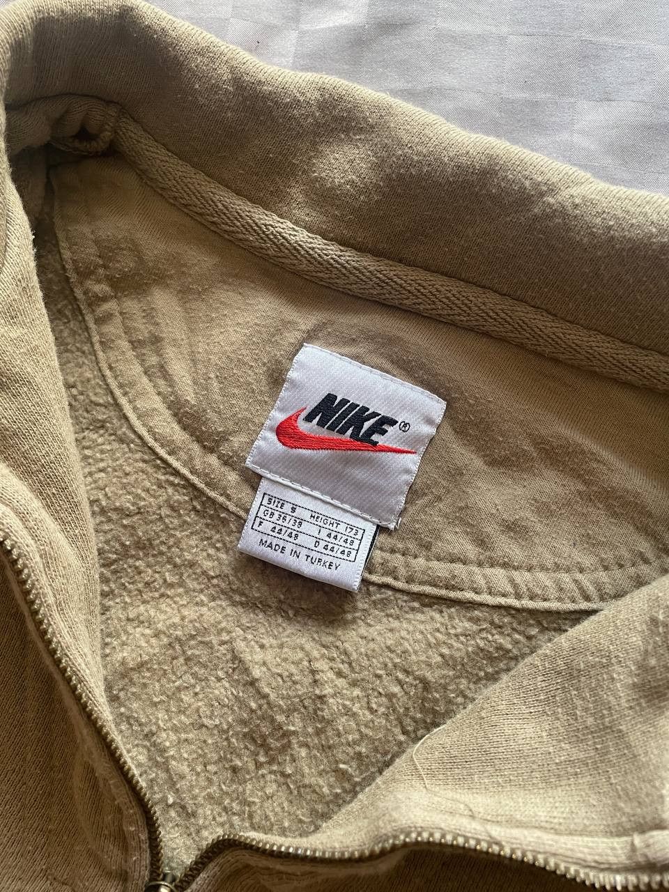 Nike Vintage Nike 1\4 Zip Small Logo Heavy Cotton Sweatshirt Size US S / EU 44-46 / 1 - 5 Thumbnail