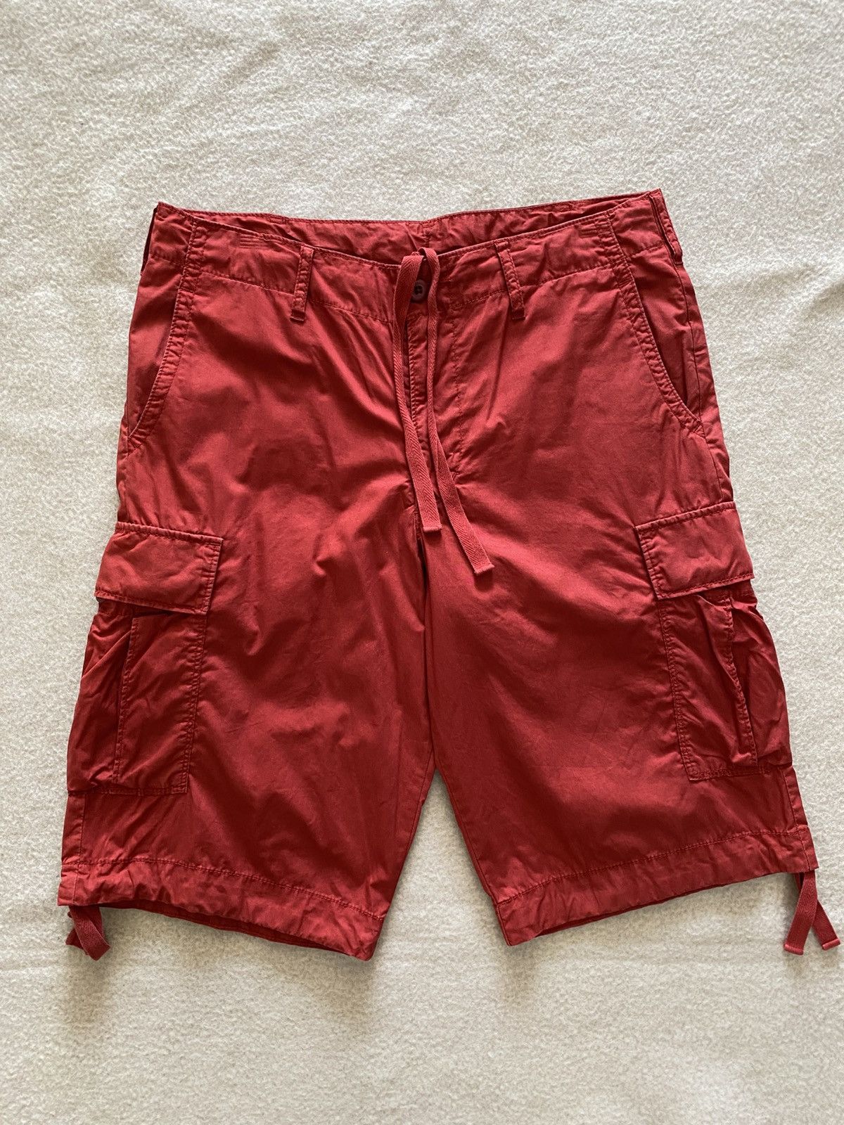 Uniqlo Uniqlo Baggy Cargo Shortpants W32 Size US 32 / EU 48 - 1 Thumbnail