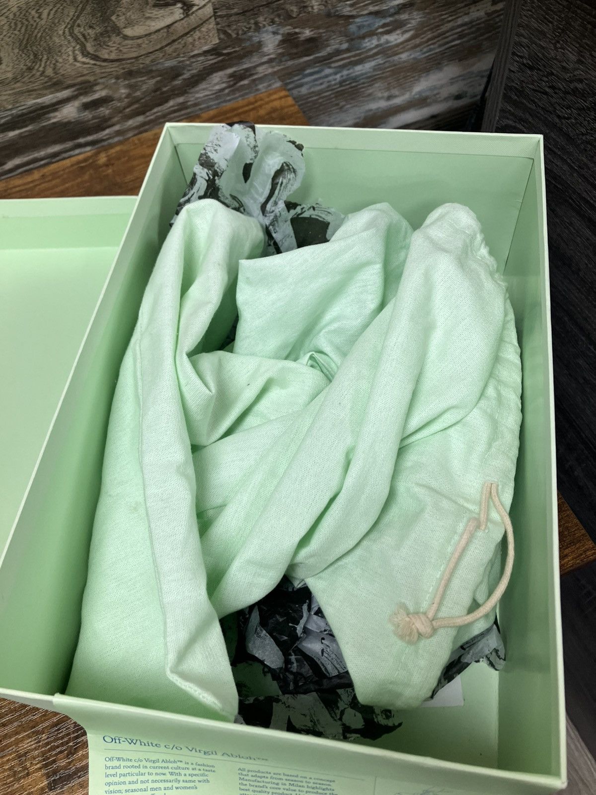 Off-White 9-Off-White Floating Arrow Sneaker Size US 9 / EU 42 - 10 Thumbnail