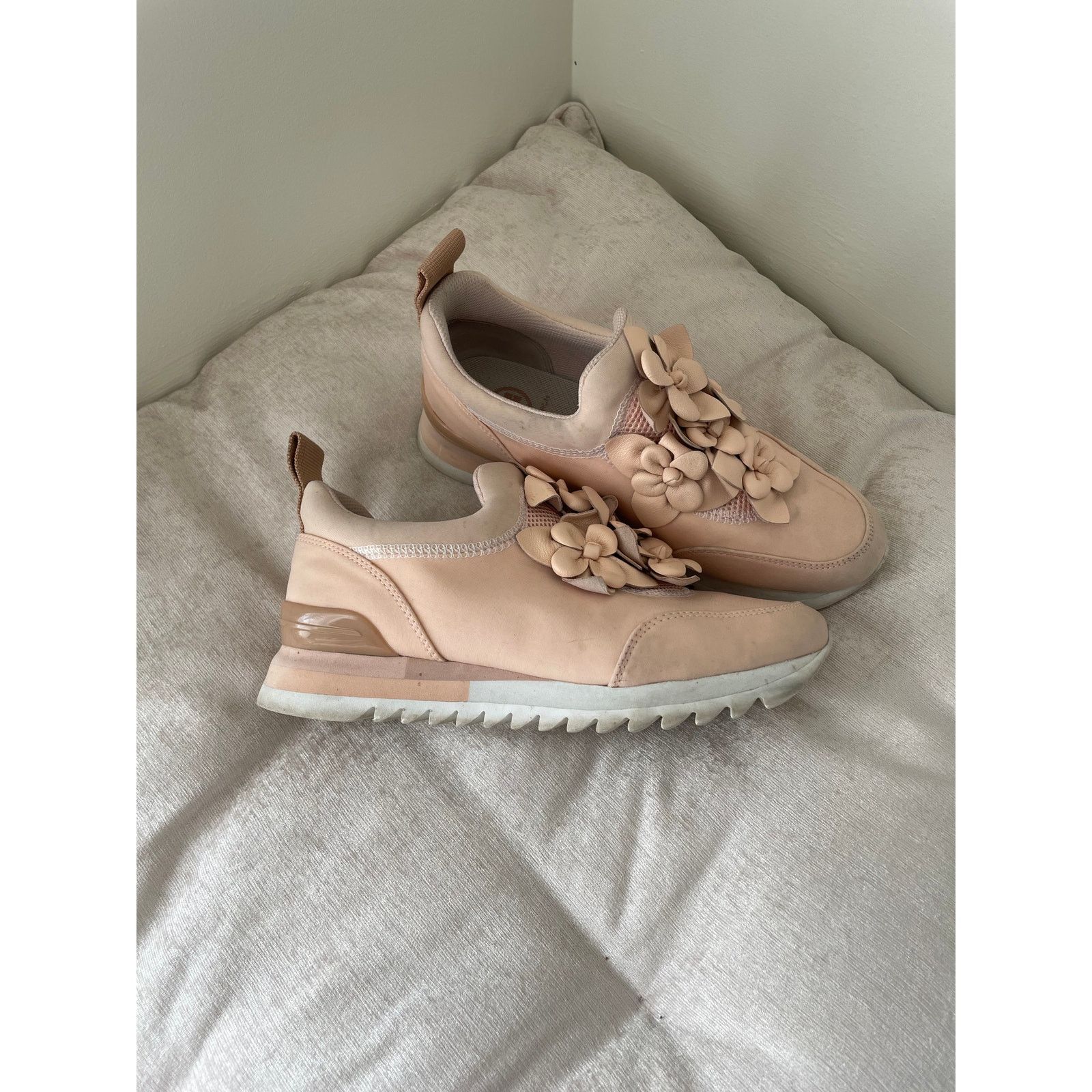 Tory Burch Tory Burch Flower Sneakers Size US 7.5 / IT 37.5 - 2 Thumbnail
