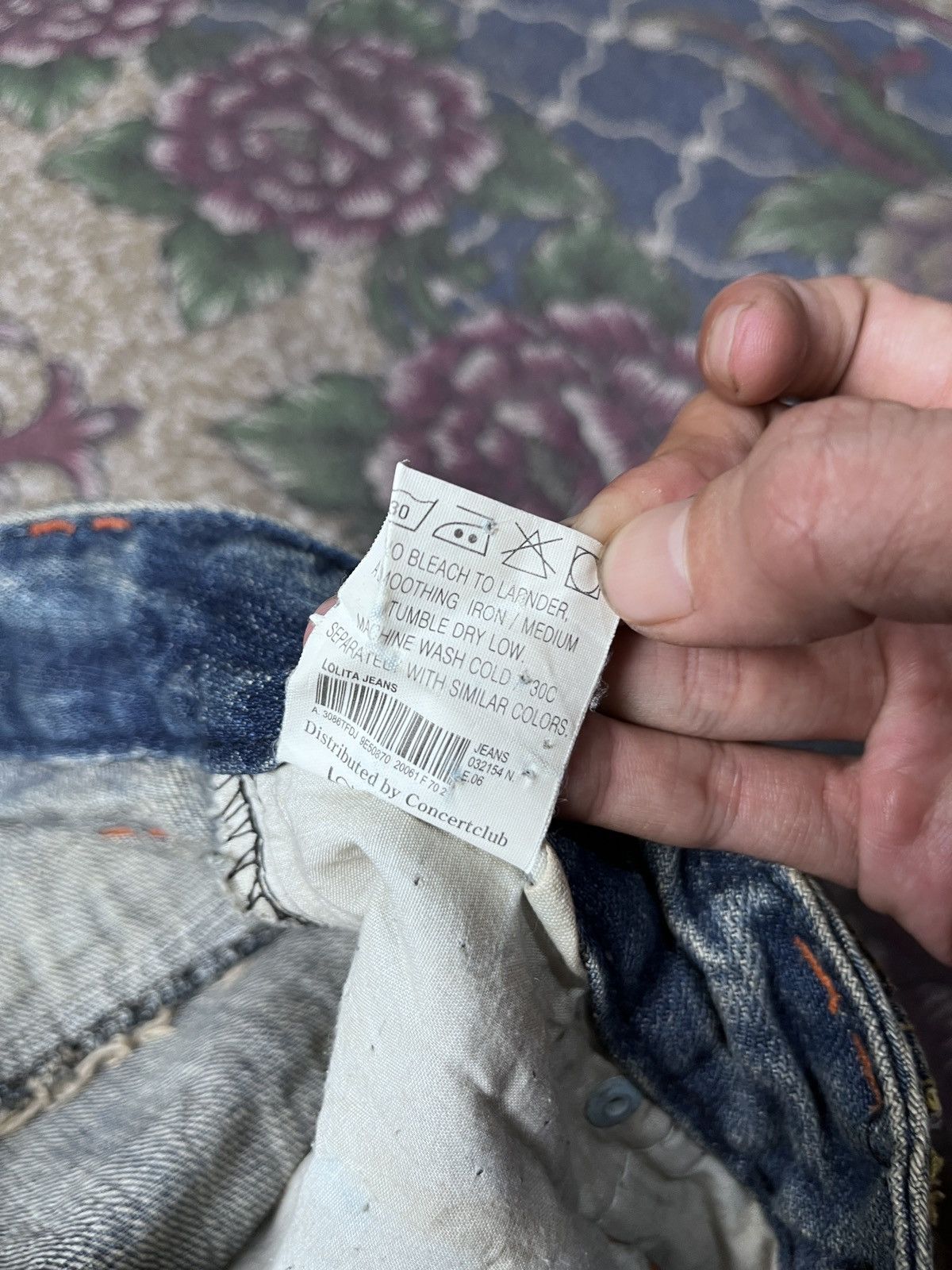 Japanese Brand Lolita Distressed Hot pants Size US 31 - 8 Thumbnail