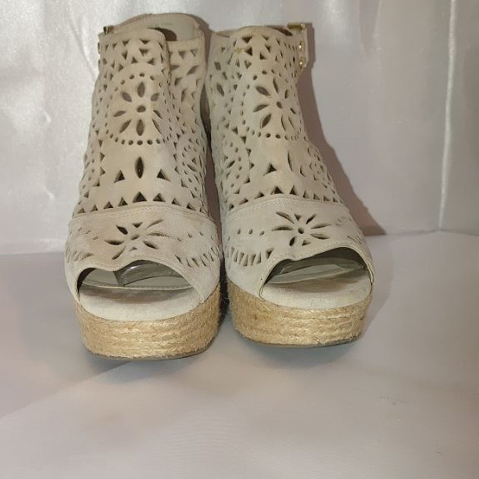Marc Fisher Marc Fisher Harlea Wedge Sandal Size 6.5M in Color New Ambra Size US 6.5 / IT 36.5 - 3 Thumbnail