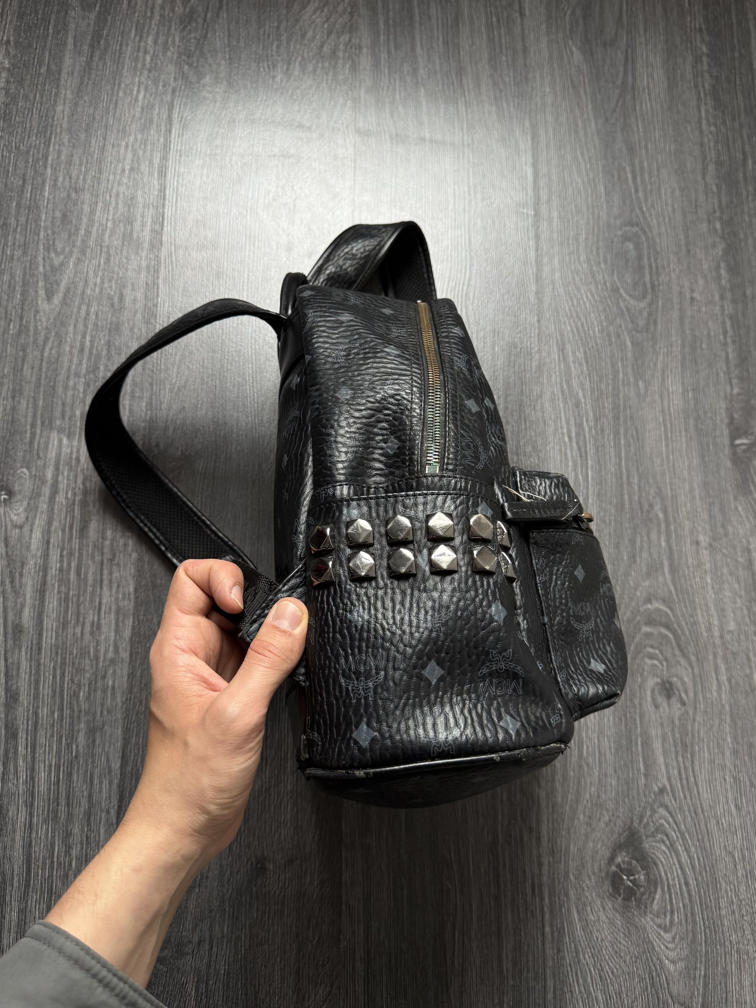 Other MCM Made In Korea Vintage Monogram Distressed Bag Size ONE SIZE - 6 Thumbnail