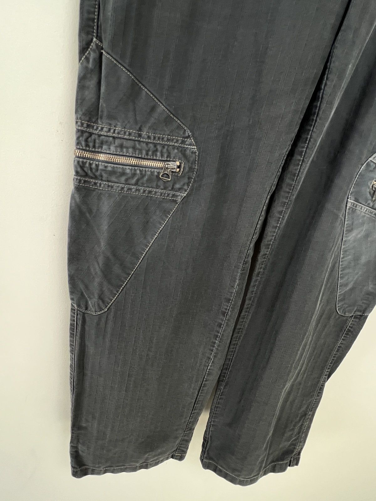 Giorgio Armani armani y2k multipocket washed cargo pants Size US 38 / EU 54 - 10 Thumbnail