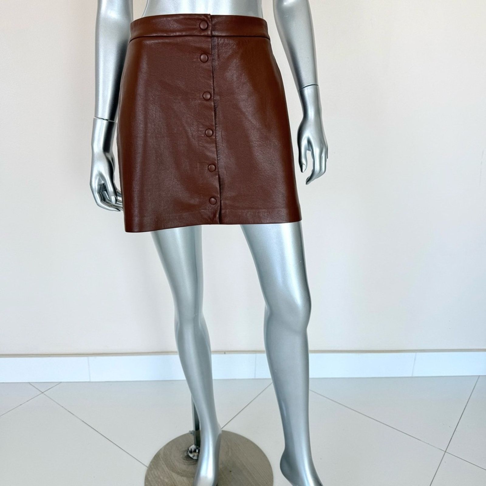 Aritzia Wilfred by Aritzia faux leather brown skirt size 6 US Size 28" / US 6 / IT 42 - 2 Thumbnail