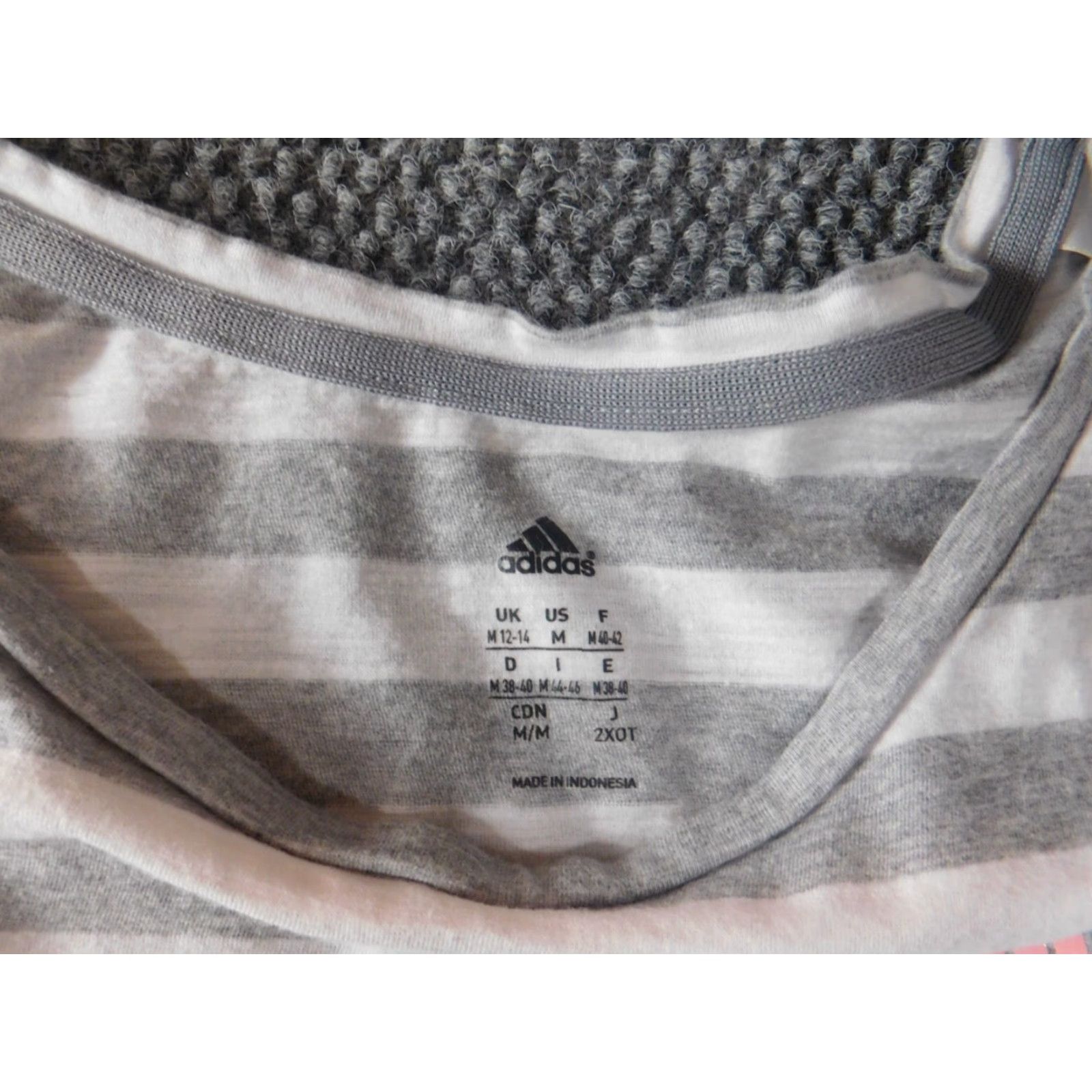 Adidas Adidas Womens Shirt Medium Gray Striped Crew Neck Pullover Logo Athletic Activewear M Women Size M / US 6-8 / IT 42-44 - 5 Thumbnail