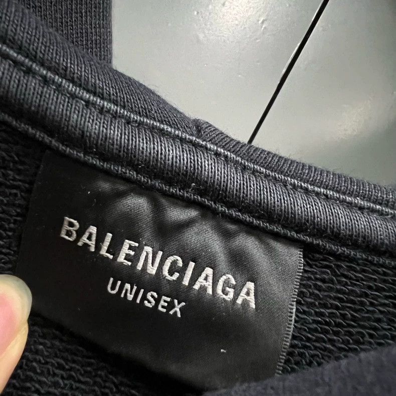Balenciaga Balenciaga 3XL embroidered hoodie Size US L / EU 52-54 / 3 - 5 Thumbnail
