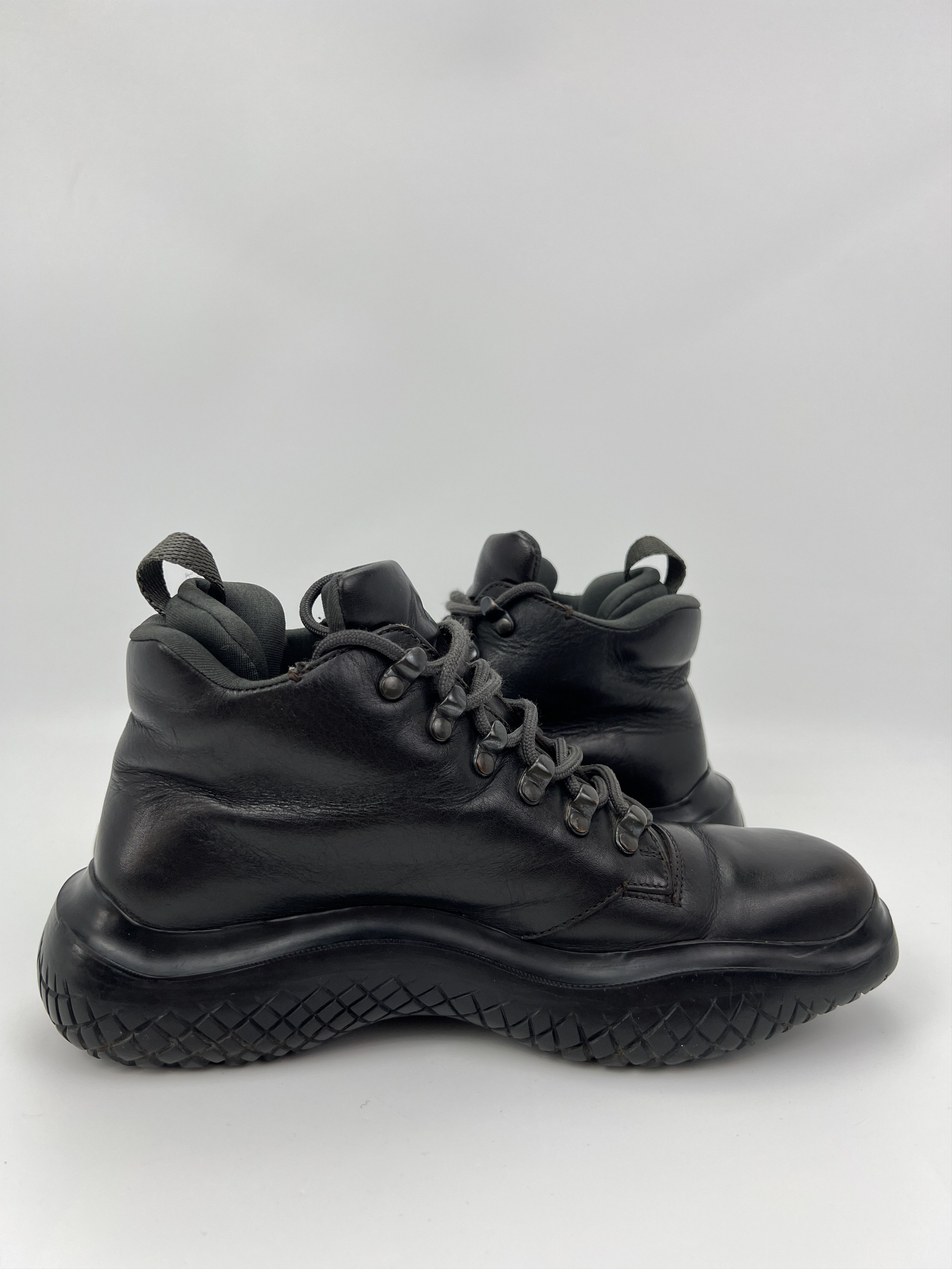 Prada Vintage 00s Prada Combat Black Leather Boots Vibram Italy Size US 7 / IT 37 - 6 Thumbnail