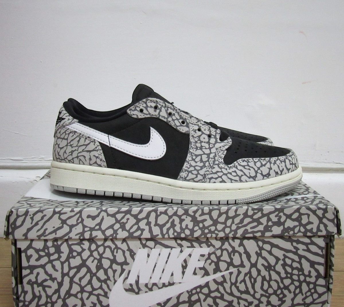 Jordan Brand Air Jordan 1 Low Retro OG size EU 36.5-US 4.5 Size US 4.5 / IT 34.5 - 3 Thumbnail