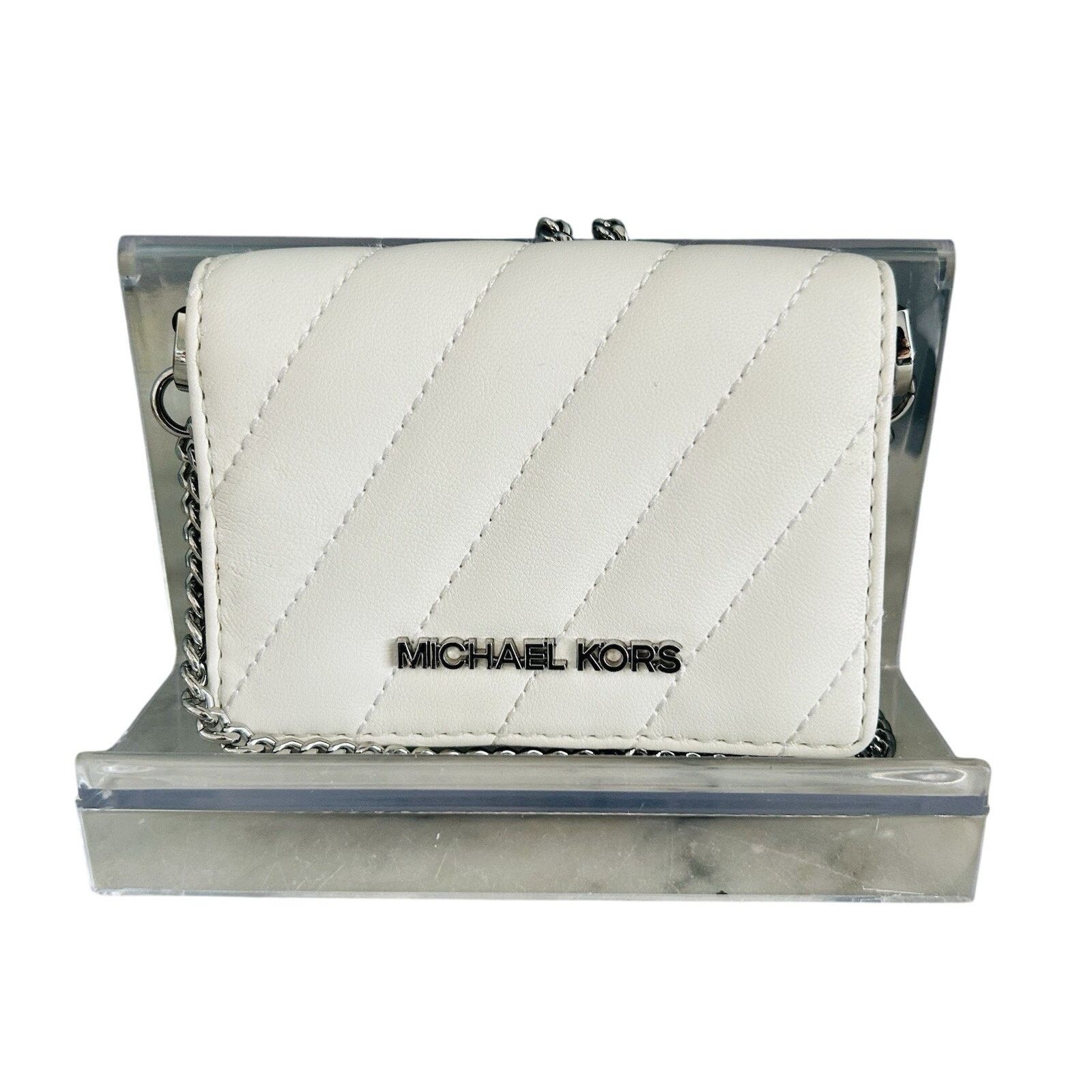 Michael Kors New Michael Kors Mini Purse White Leather Quilted Crossbody Size ONE SIZE - 21 Thumbnail