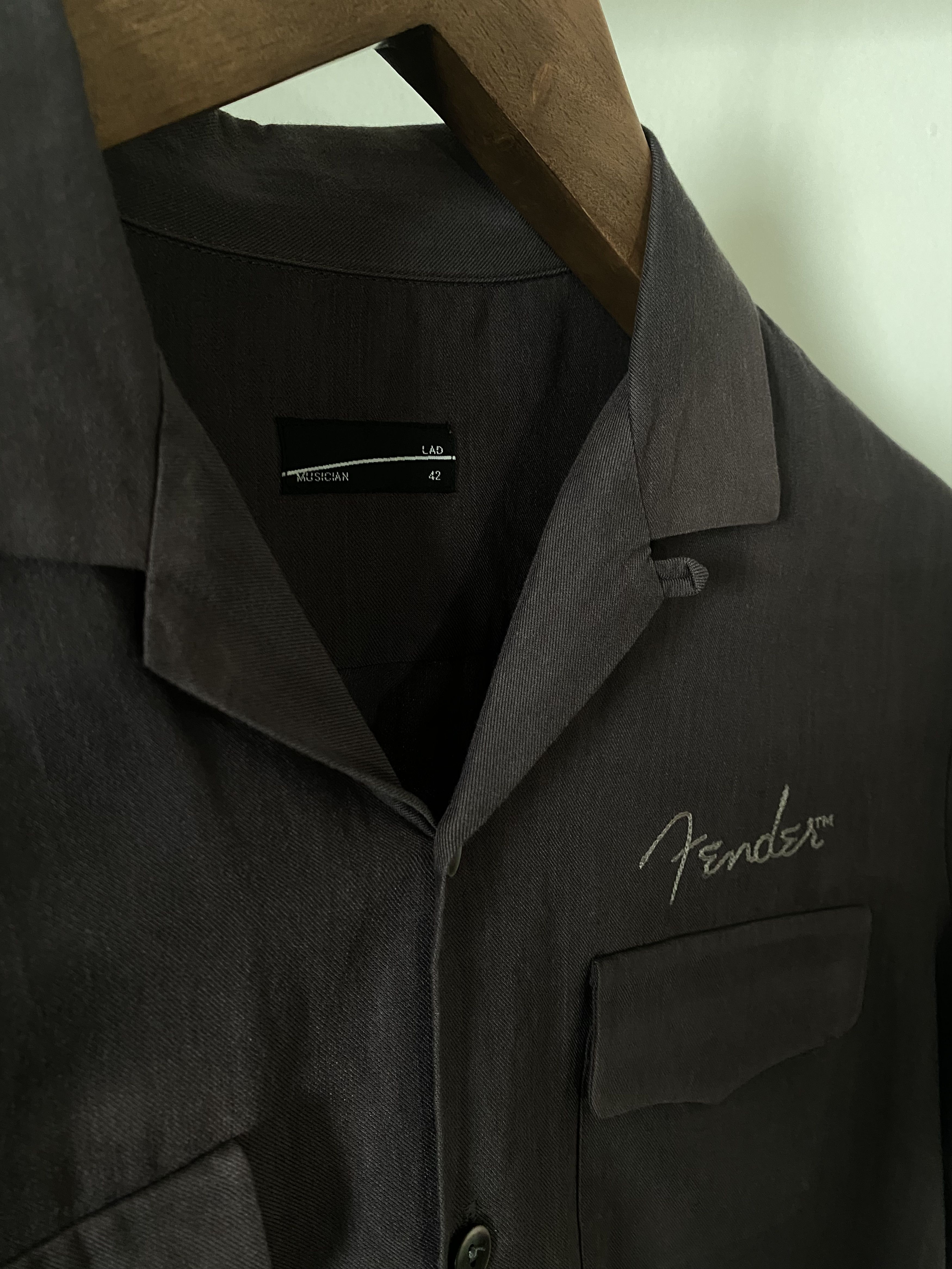 2000's Lad Fender Cropped Shirt, view 2