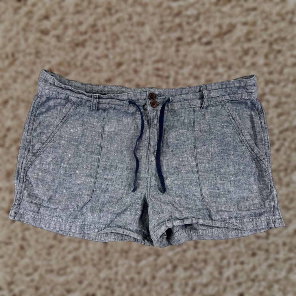 Patagonia Patagonia Shorts Womens 14 Blue Chambray Hemp Blend Island 34x3 Size 36" / US 14 / IT 50 - 1 Thumbnail