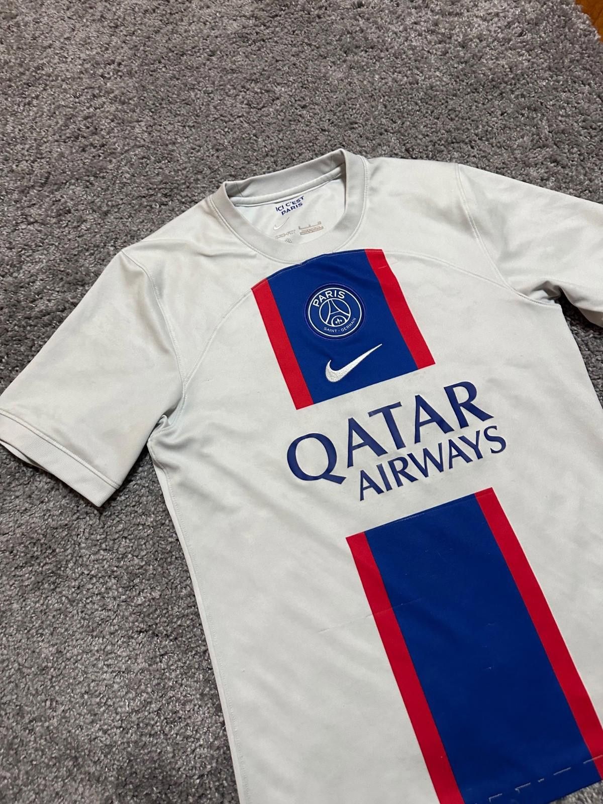 Nike 2022-23 Nike Men’s Paris Saint Germain Third Soccer Jersey Size US S / EU 44-46 / 1 - 3 Thumbnail