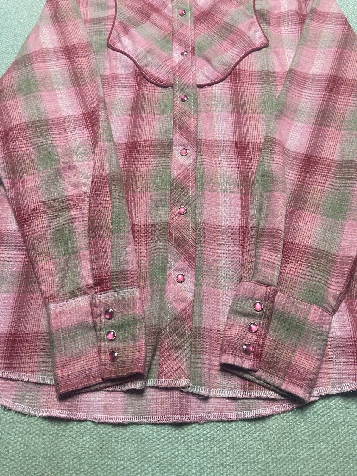 Vintage Vtg 70s Pearl snap shirt wrangler western plaid women’s 36 Size M / US 6-8 / IT 42-44 - 2 Thumbnail