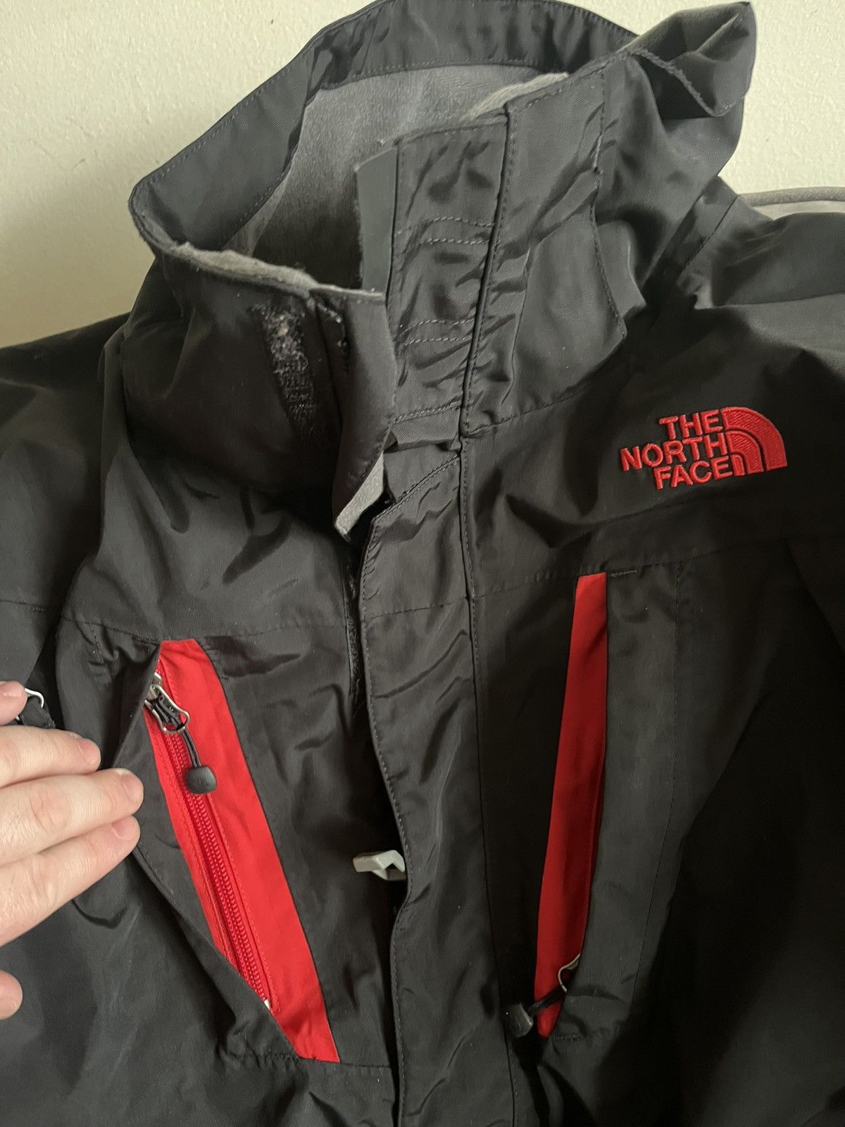 The North Face The North Face men's medium rain jacket Size US M / EU 48-50 / 2 - 5 Thumbnail
