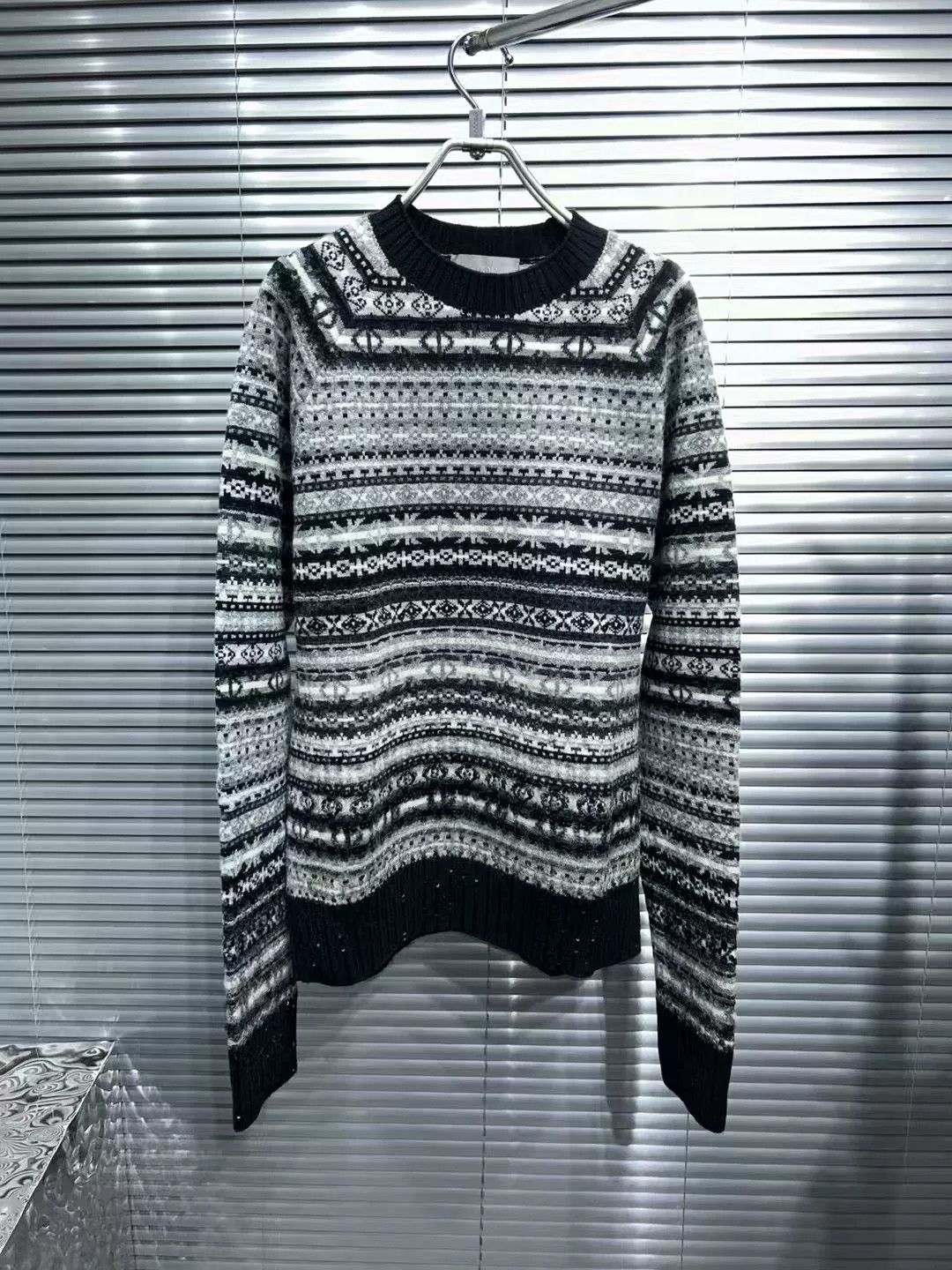 Dior dior gray striped sequined knit sweater Size US M / EU 48-50 / 2 - 1 Thumbnail