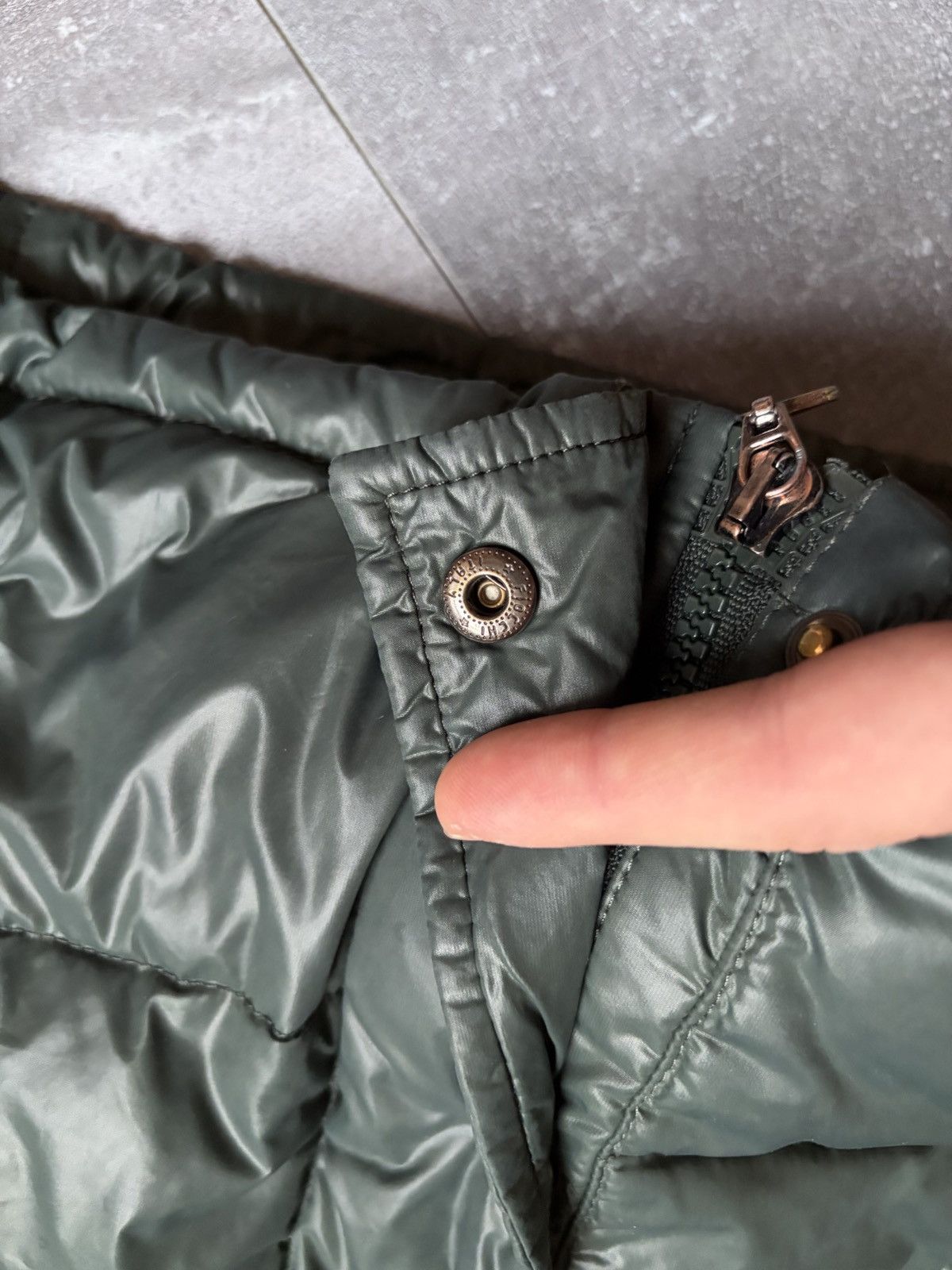 Moncler Moncler Austin Kids Two-Tone Down Puffer Jacket Size XXS / US 00 / IT 34 - 7 Thumbnail