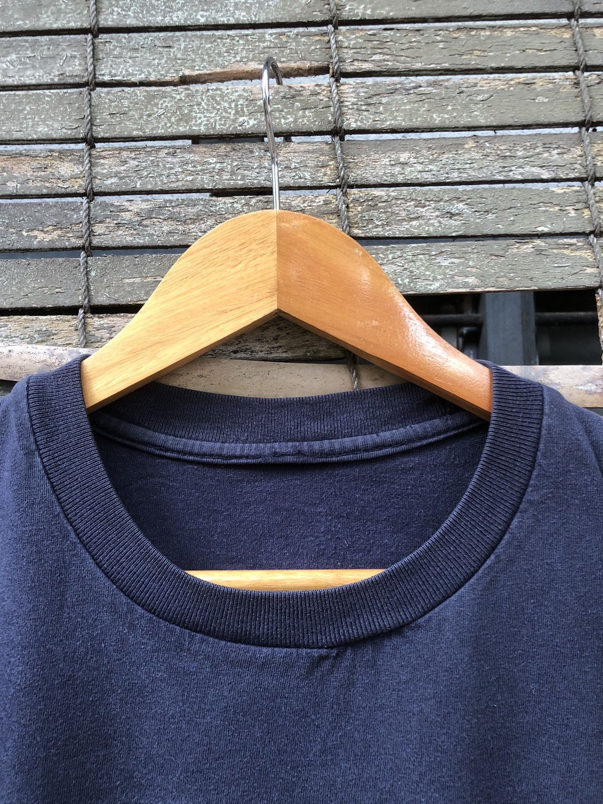 DKNY × Vintage Vintage 90s Sunfaded DKNY JEANS Centre Logo Tee Size US L / EU 52-54 / 3 - 5 Thumbnail