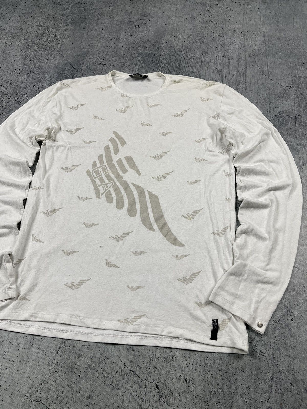 Giorgio Armani Vintage Armani Monogram Logo long sleeve T-shirt Size US M / EU 48-50 / 2 - 2 Thumbnail