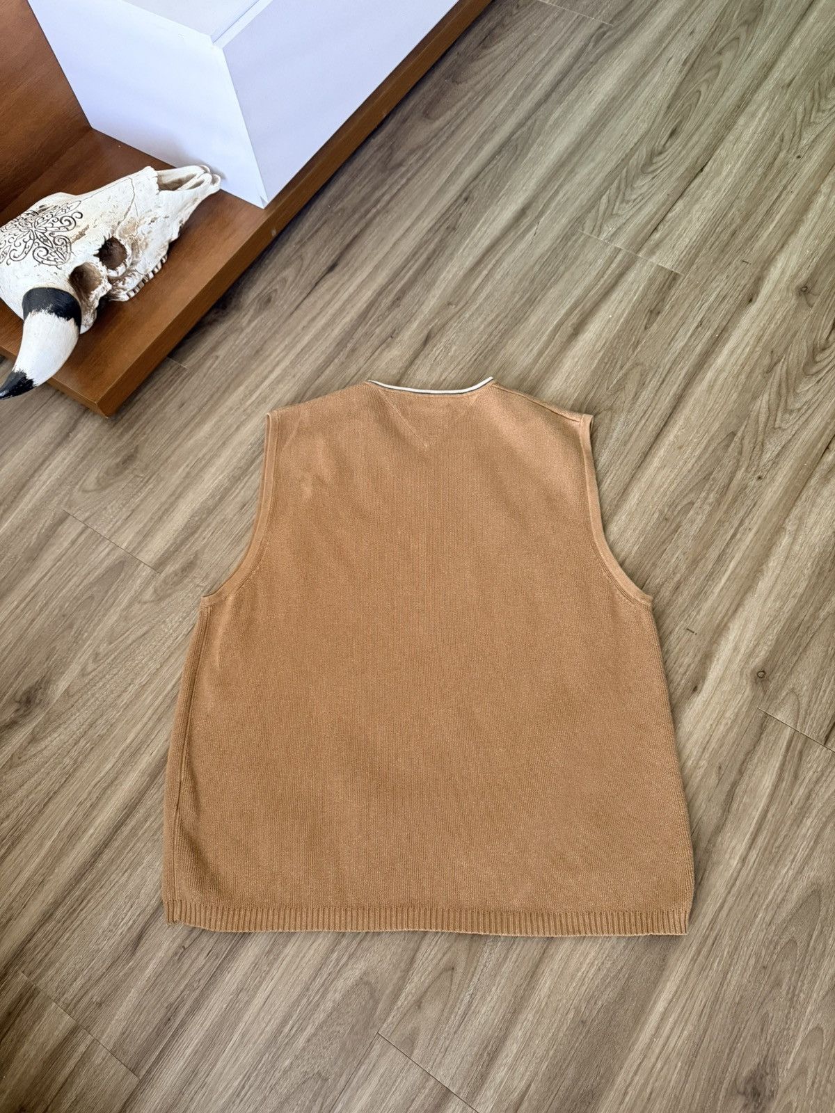 Tommy Hilfiger Vintage Tommy Hilfiger Sweater Vest Sleeveless Brown Size XL Size US XL / EU 56 / 4 - 4 Thumbnail