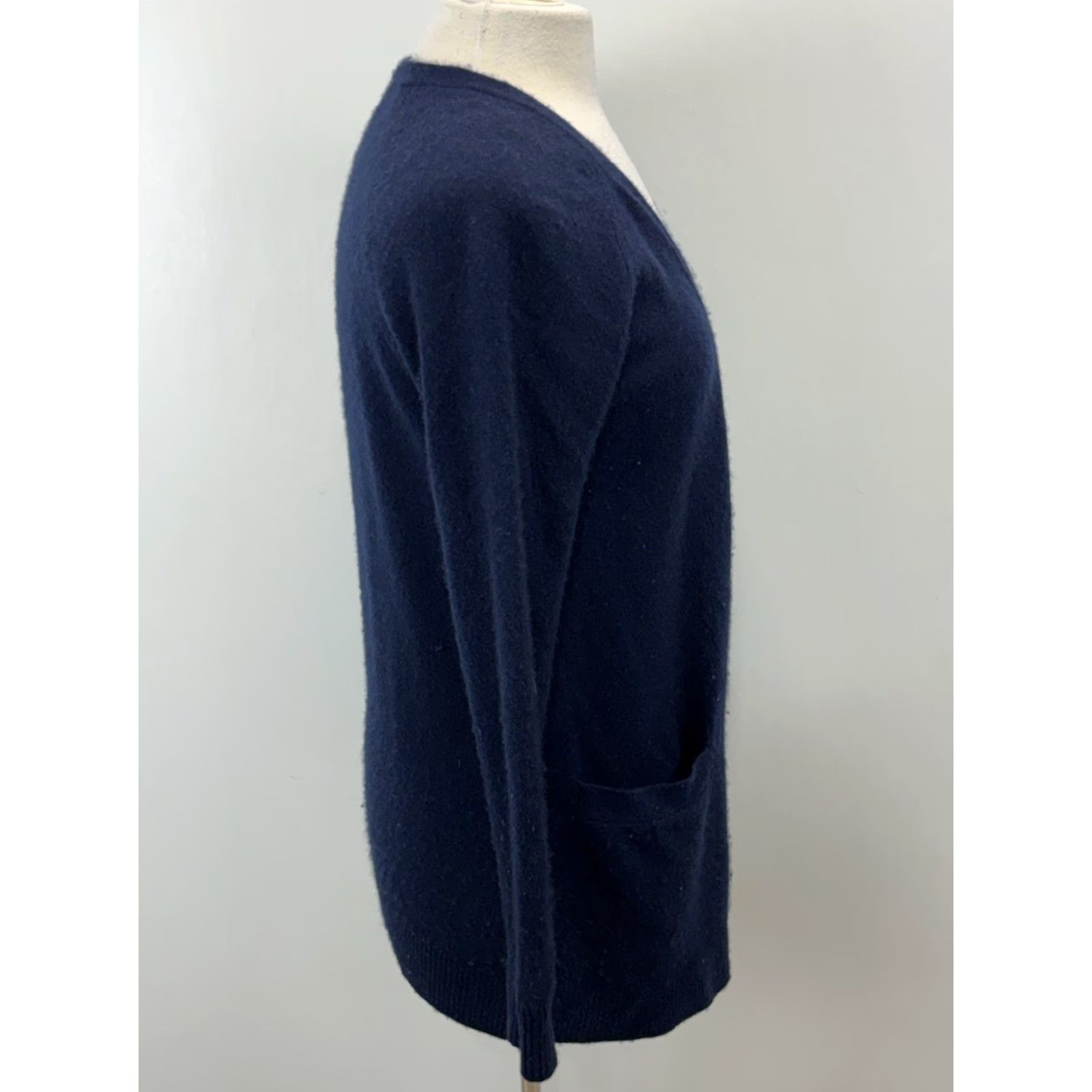 Abercrombie & Fitch Abercrombie & Fitch Cardigan Women’s XS Navy 100% Cashmere Open Front Sweater Long Sleeve Knit Solid Size XS / US 0-2 / IT 36-38 - 4 Thumbnail