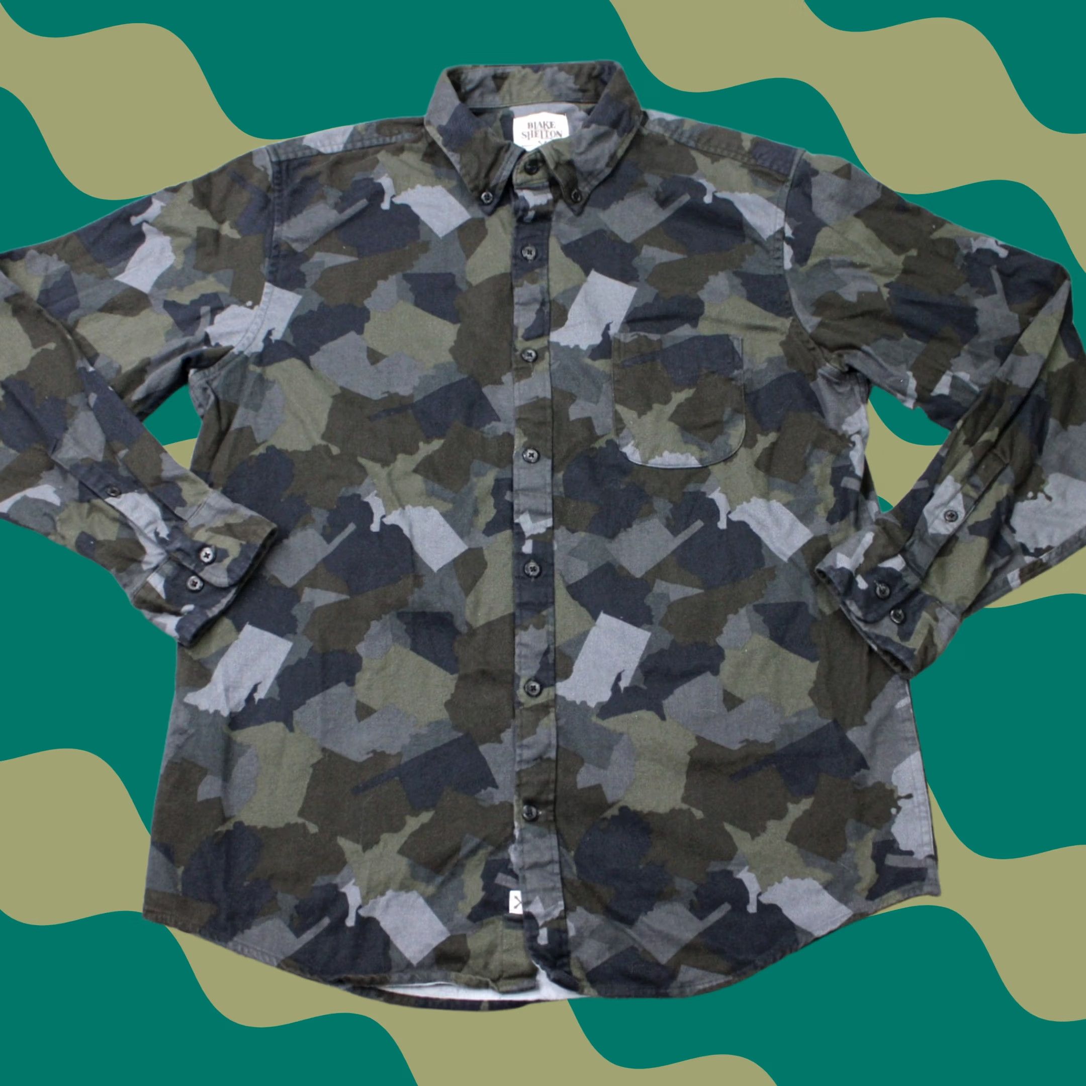 Lands' End Blake Shelton x Lands End Camo Shirt Mens Large 16-16.5 Green/Gray L/S Button-Up Shirt Size US L / EU 52-54 / 3 - 1 Thumbnail