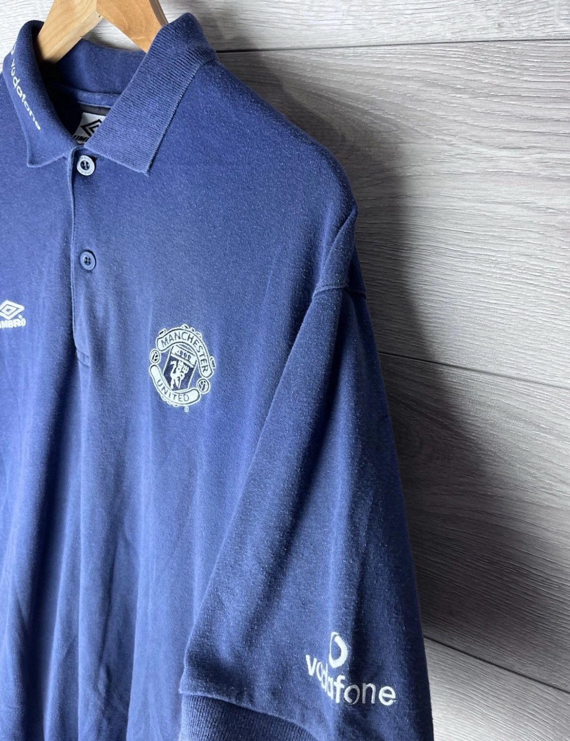 Umbro VINTAGE SOCCER POLO UMBRO FC MANCHESTER UNITED 99/01 SIZE L Size US L / EU 52-54 / 3 - 4 Thumbnail