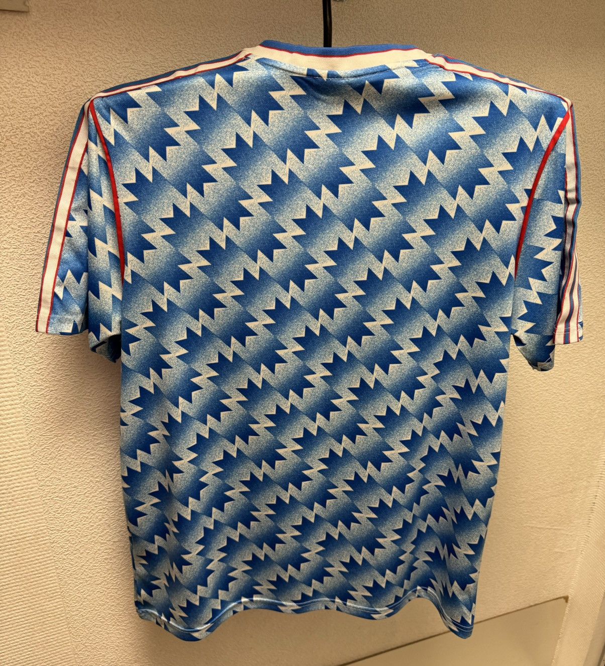 Adidas Manchester United adidas vintage soccer jersey L sharp Size US L / EU 52-54 / 3 - 8 Thumbnail