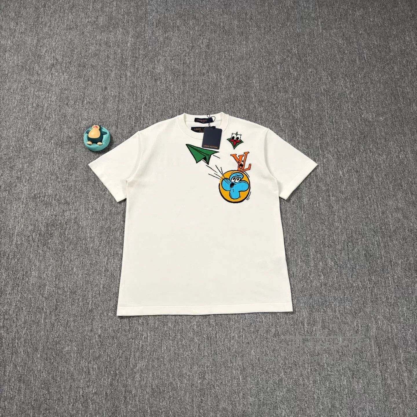 Louis Vuitton LV Cartoon Airplane White Knit Short-Sleeve. Size US M / EU 48-50 / 2 - 1 Thumbnail