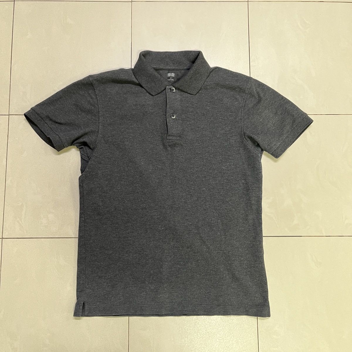 Uniqlo Uniqlo Plain Polo Shirt Size US XS / EU 42 / 0 - 2 Thumbnail