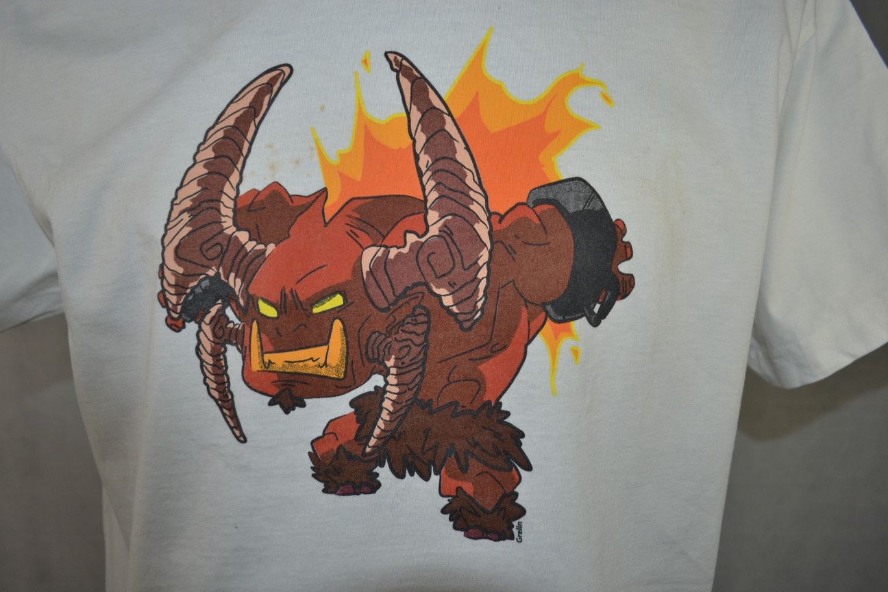 Microsoft × Vintage Vintage Heroes Might and Magic Computer Game tee UBISOFT L Size US L / EU 52-54 / 3 - 6 Thumbnail