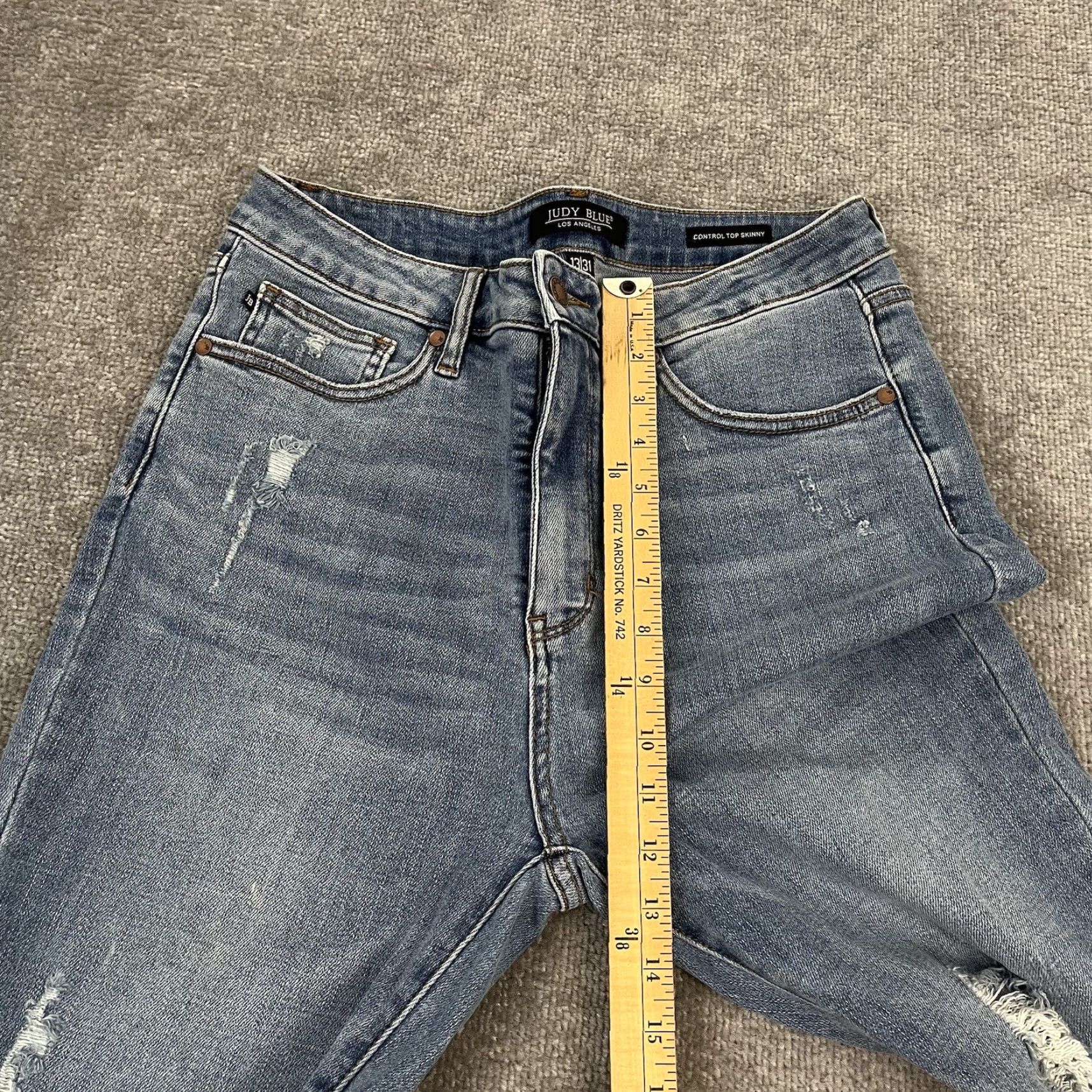 Denime JUDY BLUE Jeans Womens 13/31 Skinny Jeans Medium Blue Denim Distressed Classic 5-Pocket Womens Jeans Size 4XL / US 24-26 - 6 Thumbnail