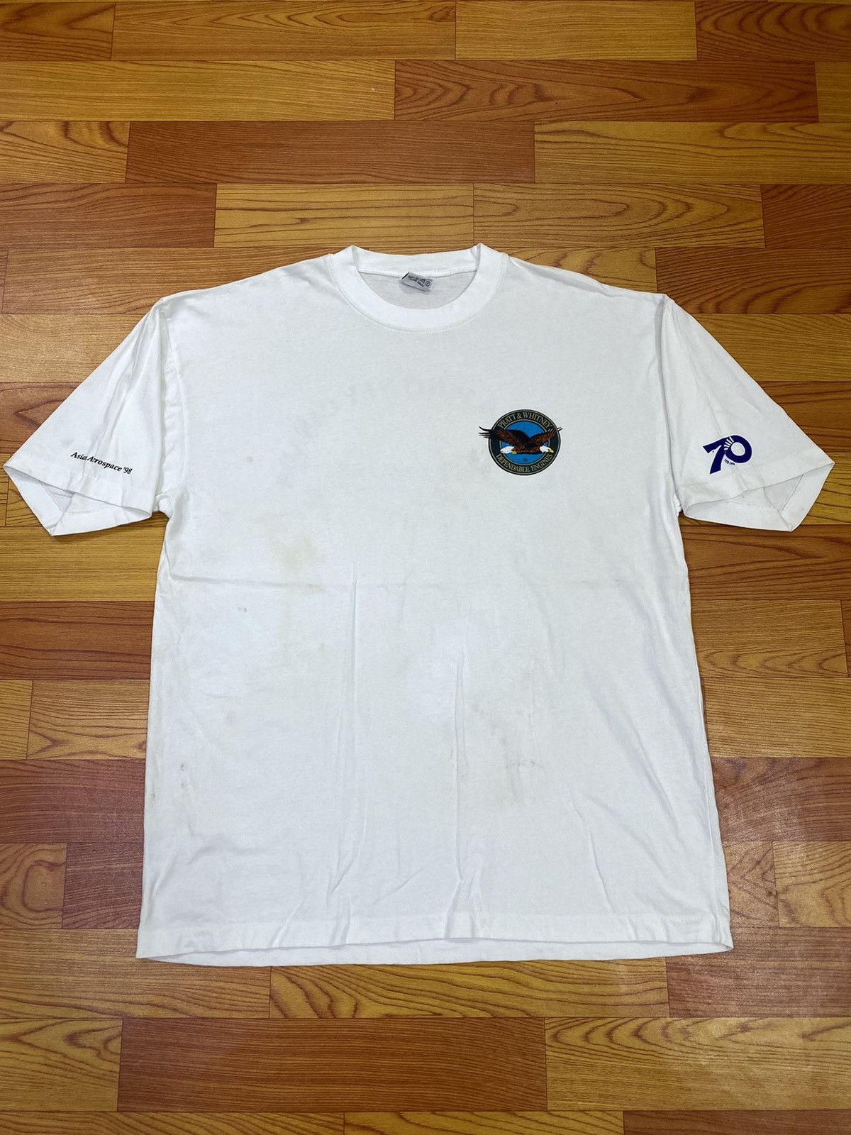 Vintage Vintage 90s Asian Pratt & Whitney Canada Tee Size US L / EU 52-54 / 3 - 1 Thumbnail