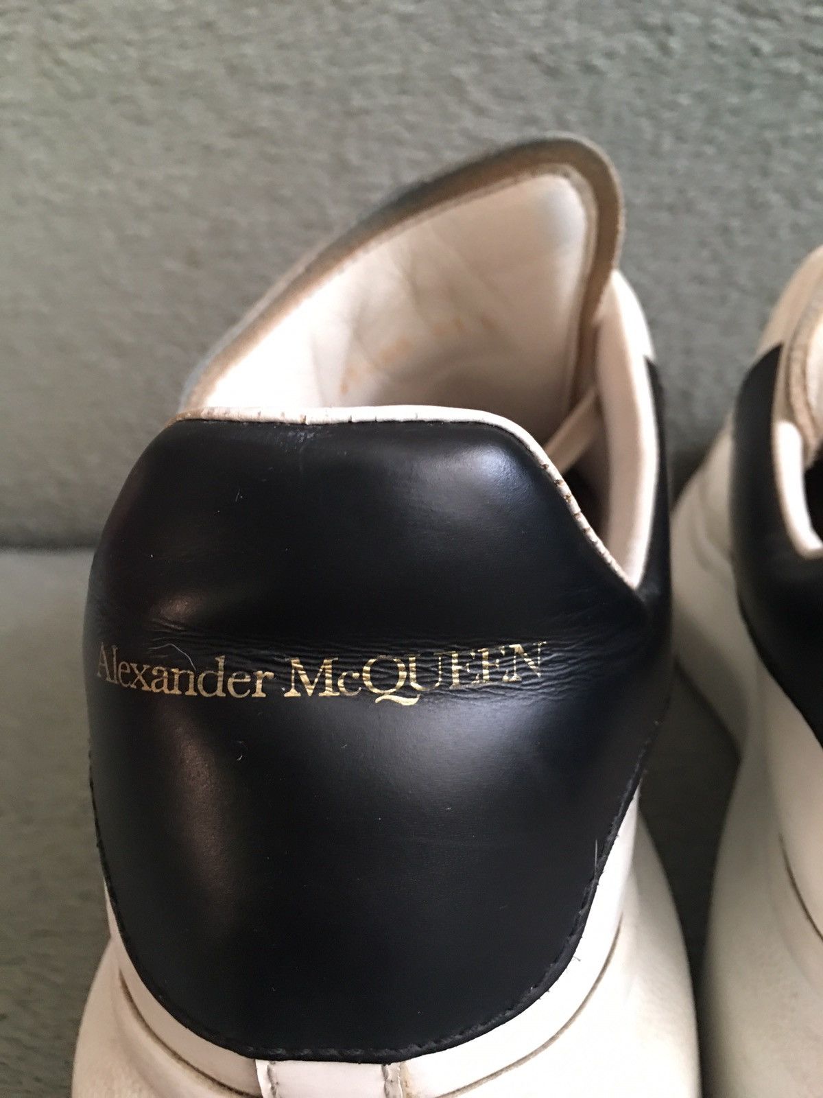 Alexander McQueen Alexander McQueen Oversized White Leather Sneakers EU 41 Size US 8 / EU 41 - 7 Thumbnail