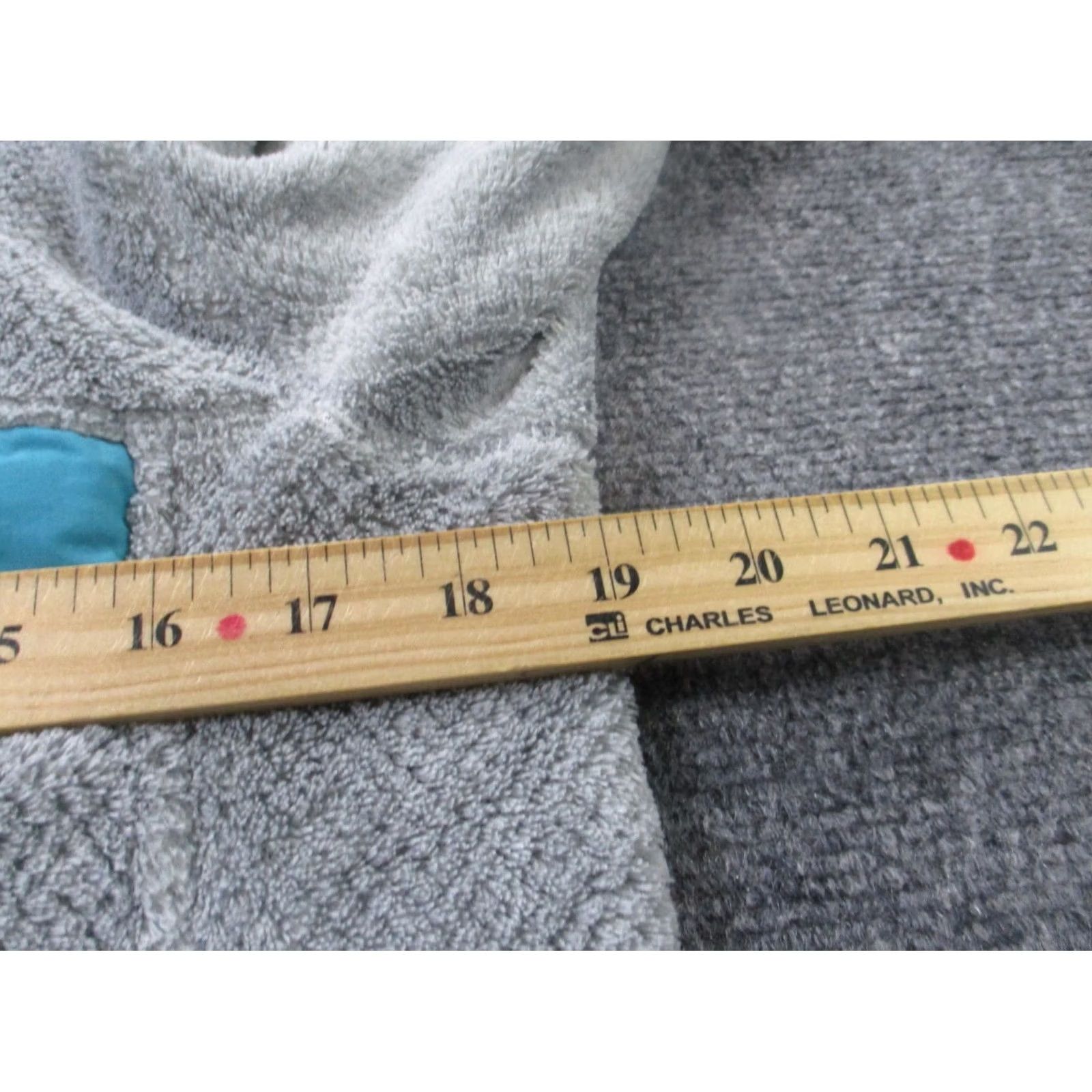 Patagonia Patagonia Jacket Womens M Gray Snap Fleece Polyester Lining Windproof Wind-Resistant Pockets Casual Modern Jacket Womens M Gray Size M / US 6-8 / IT 42-44 - 5 Thumbnail