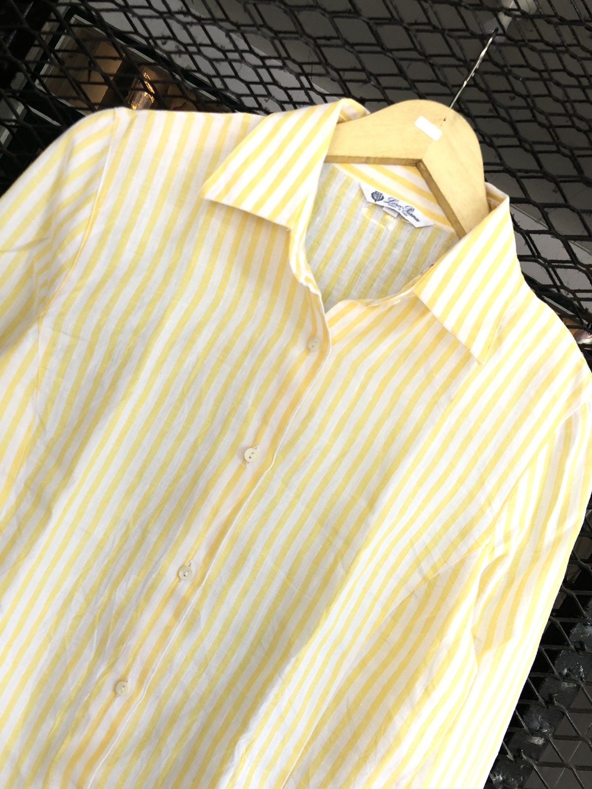Loro Piana LORO PIANA BUTTON UP SHIRT STRIPED Size M / US 6-8 / IT 42-44 - 2 Thumbnail