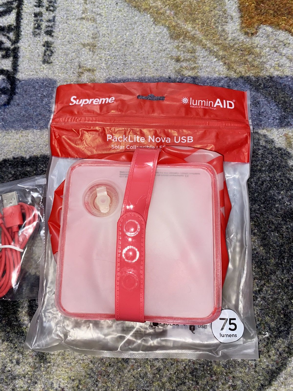 Supreme Supreme LuminAID Packlite Nova USB (2018) Size ONE SIZE - 3 Thumbnail