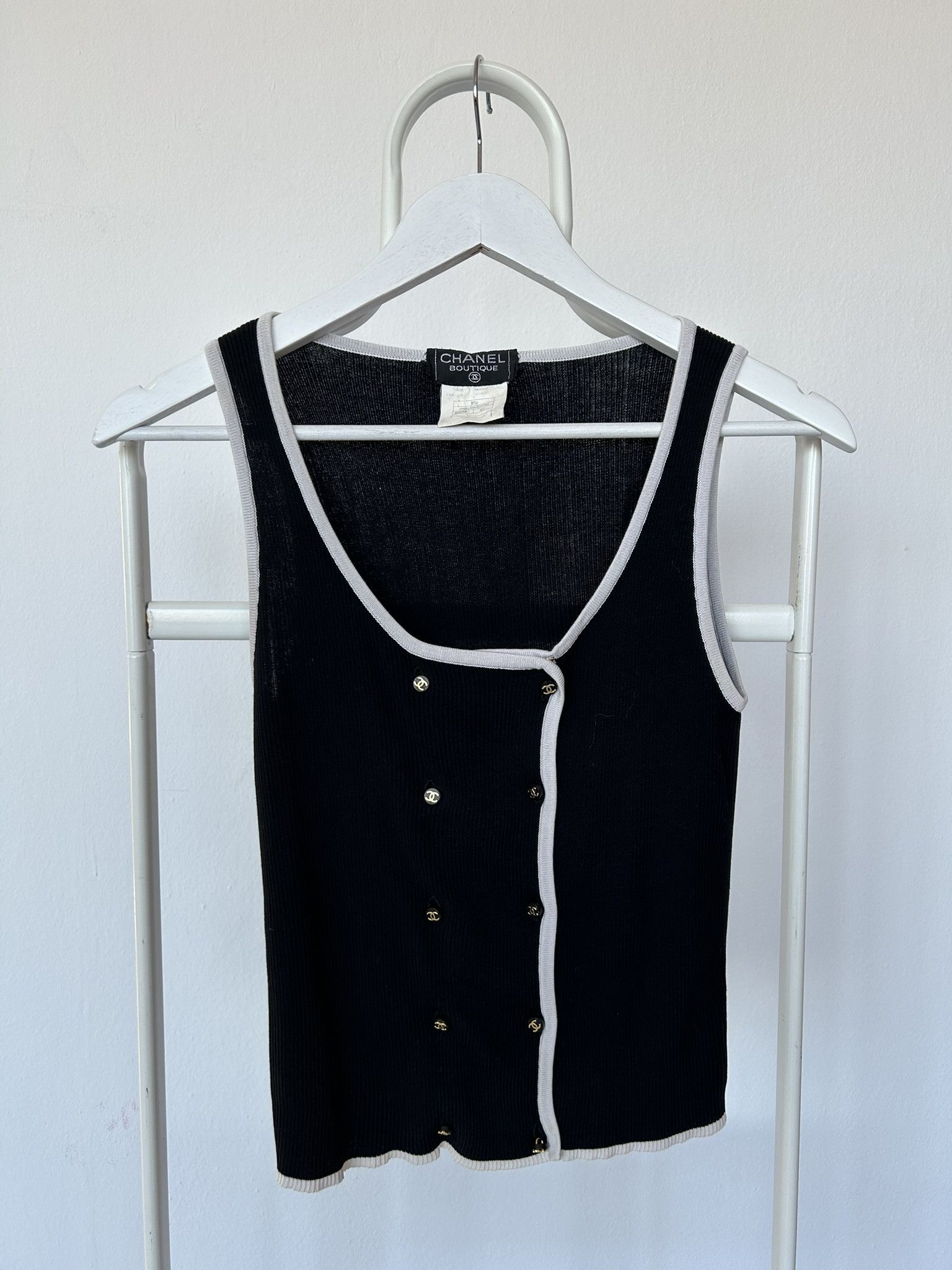Chanel SS1995 Chanel double breasted button up tank top Size M / US 6-8 / IT 42-44 - 1 Thumbnail