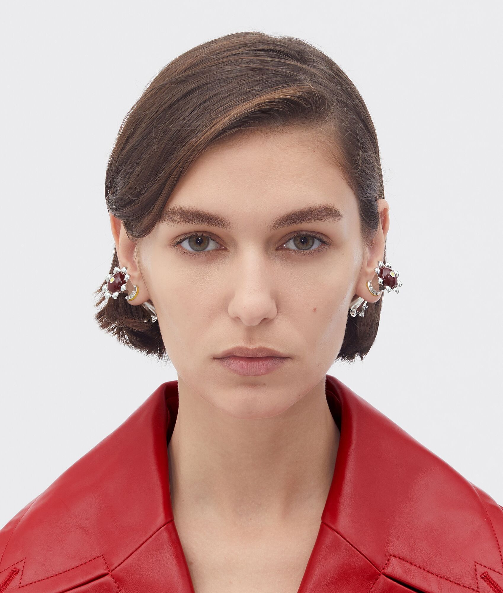 Bottega Veneta o1n1vont0425 Size: OS / Pillar Earrings in Burgundy/Silver Size ONE SIZE - 2 Thumbnail