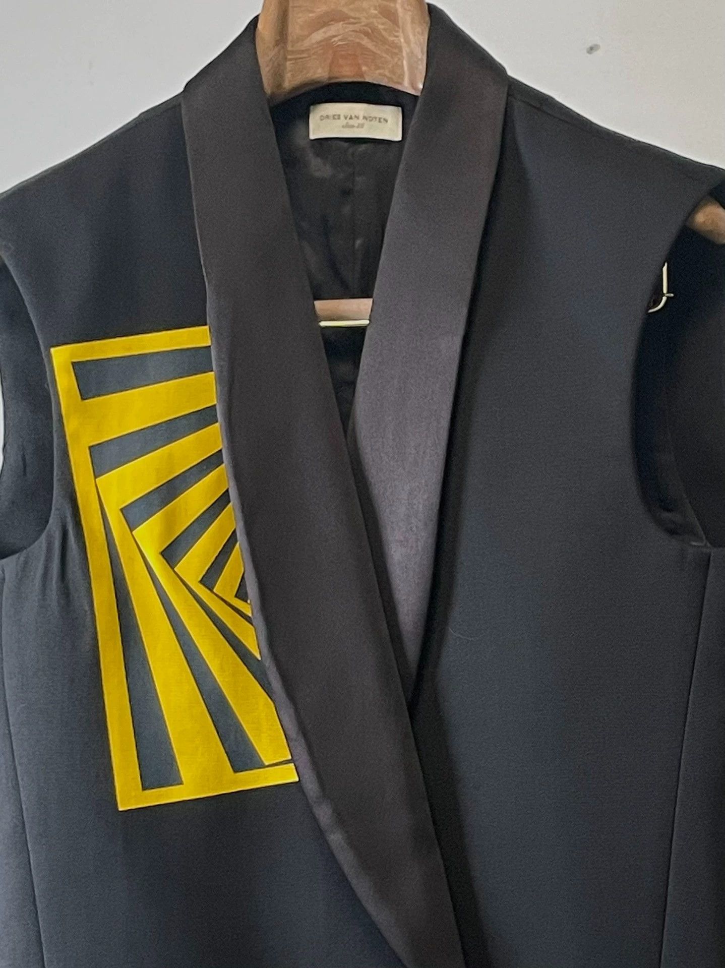 Dries Van Noten Dries Van Noten FW14 Geometric Sleeveless Blazer Size XS / US 0-2 / IT 36-38 - 2 Thumbnail